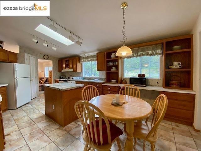 Detail Gallery Image 12 of 40 For 4823 Murphys Camp Rd, Murphys,  CA 95247 - 3 Beds | 2 Baths