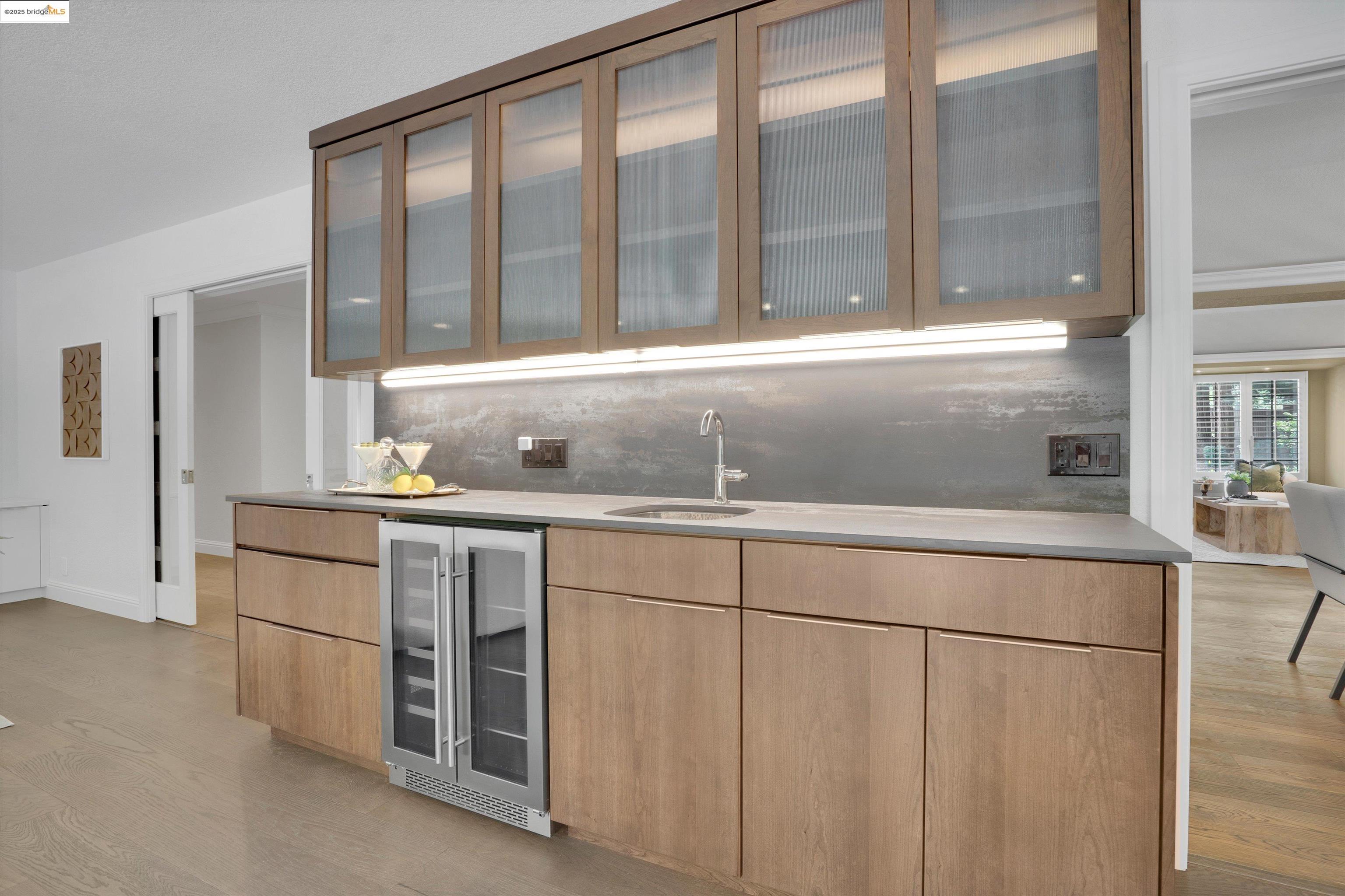 Detail Gallery Image 15 of 47 For 300 Andros Dr, San Ramon,  CA 94582 - 4 Beds | 2/1 Baths