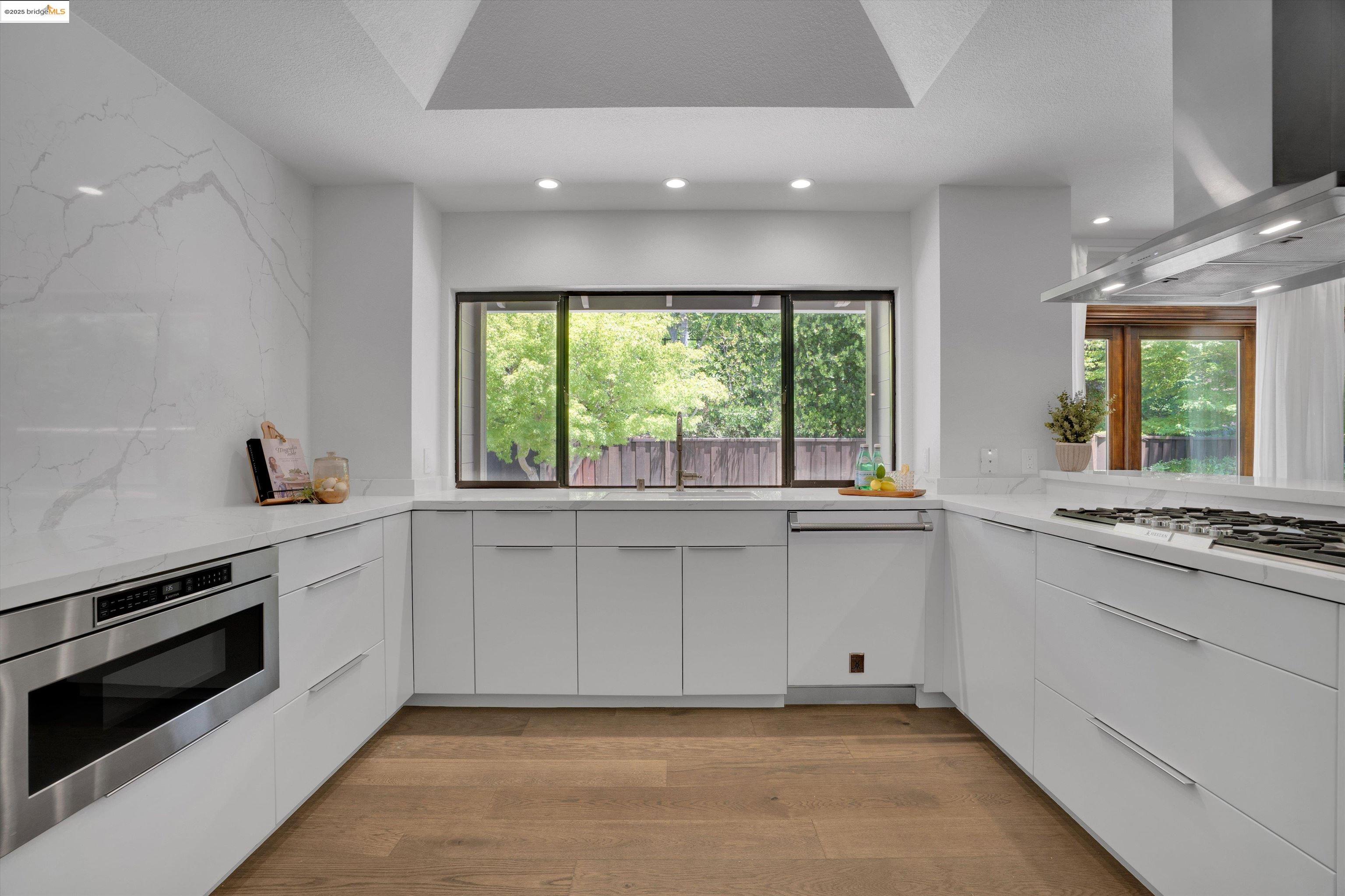 Detail Gallery Image 19 of 47 For 300 Andros Dr, San Ramon,  CA 94582 - 4 Beds | 2/1 Baths