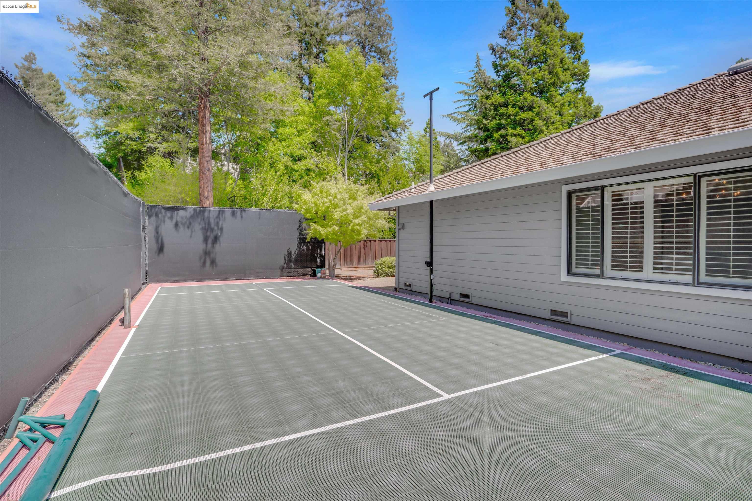 Detail Gallery Image 41 of 47 For 300 Andros Dr, San Ramon,  CA 94582 - 4 Beds | 2/1 Baths