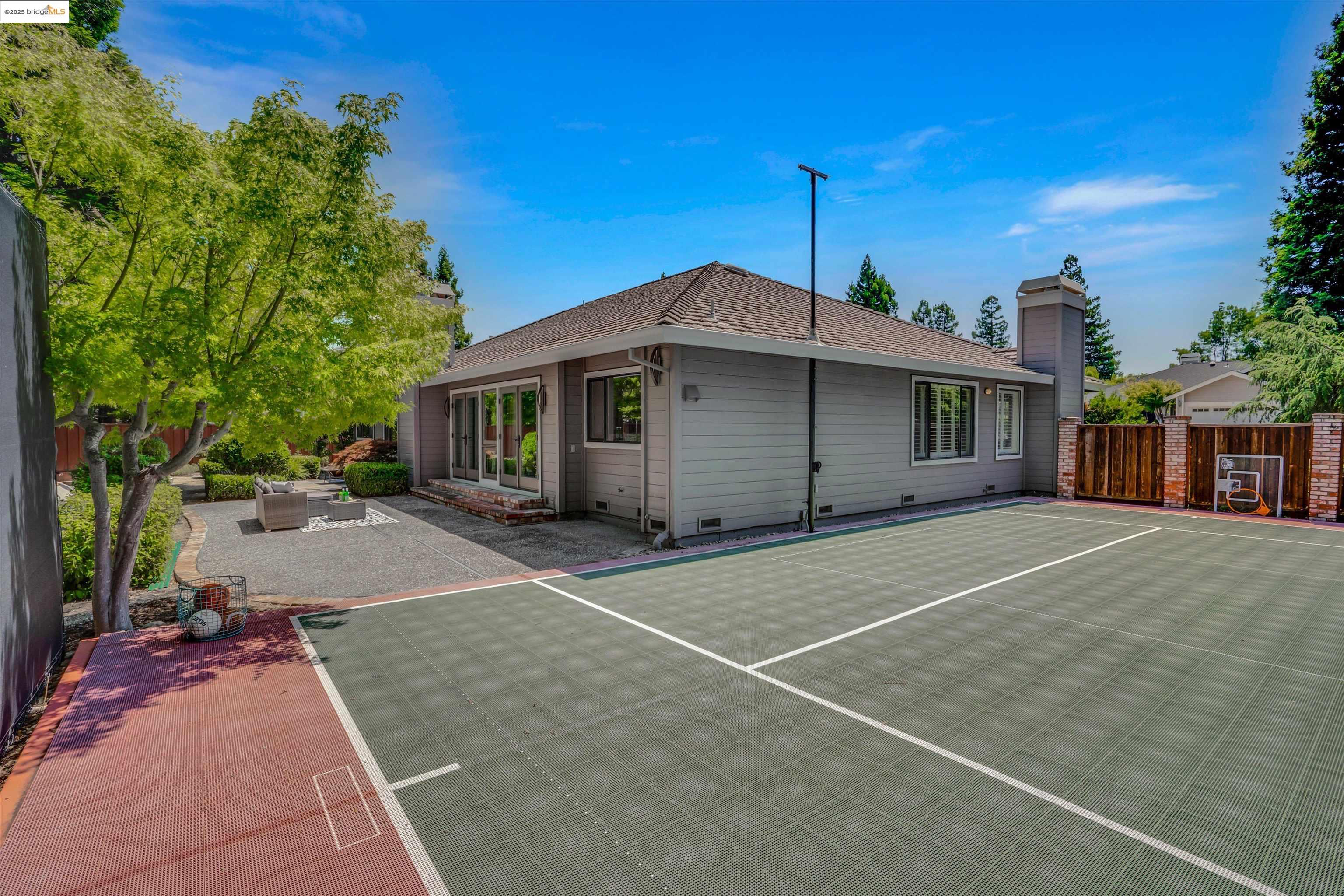 Detail Gallery Image 43 of 47 For 300 Andros Dr, San Ramon,  CA 94582 - 4 Beds | 2/1 Baths