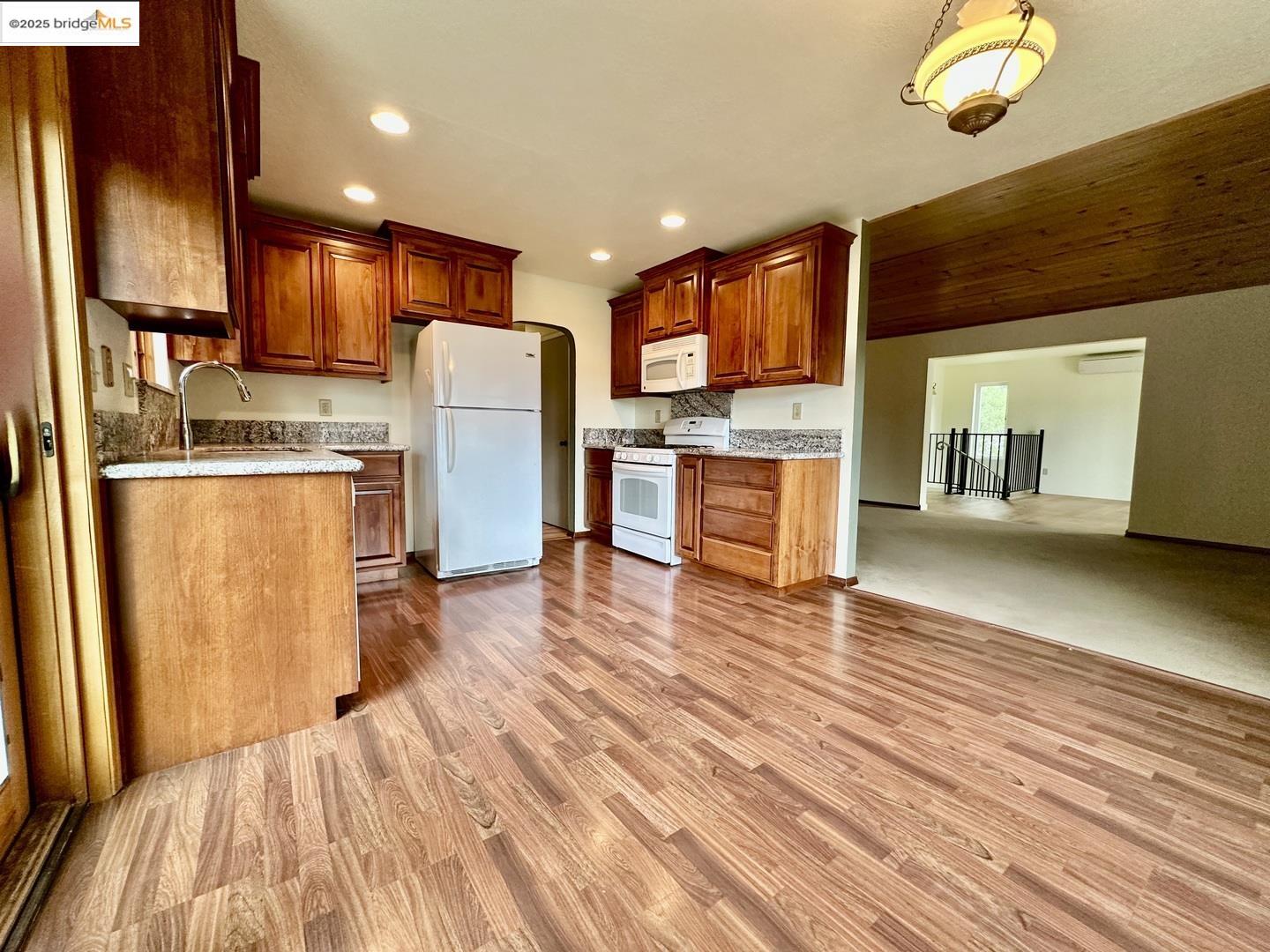 Detail Gallery Image 2 of 43 For 21714 El Oso Way, Sonora,  CA 95370 - 3 Beds | 2 Baths