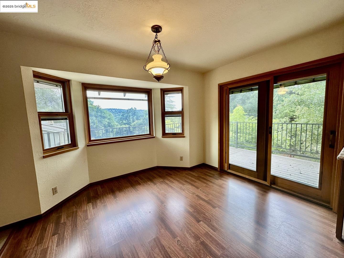 Detail Gallery Image 12 of 43 For 21714 El Oso Way, Sonora,  CA 95370 - 3 Beds | 2 Baths