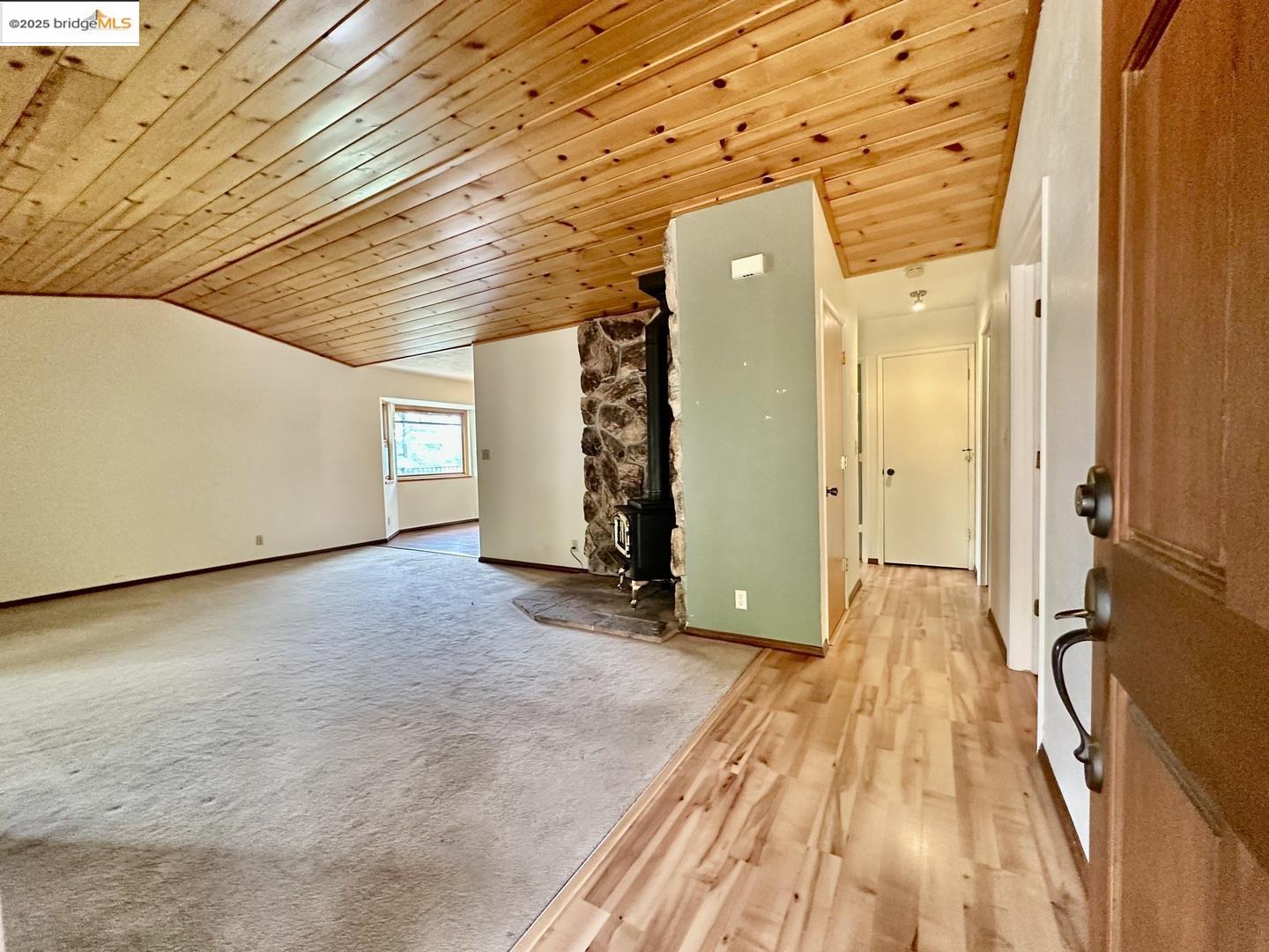 Detail Gallery Image 6 of 43 For 21714 El Oso Way, Sonora,  CA 95370 - 3 Beds | 2 Baths