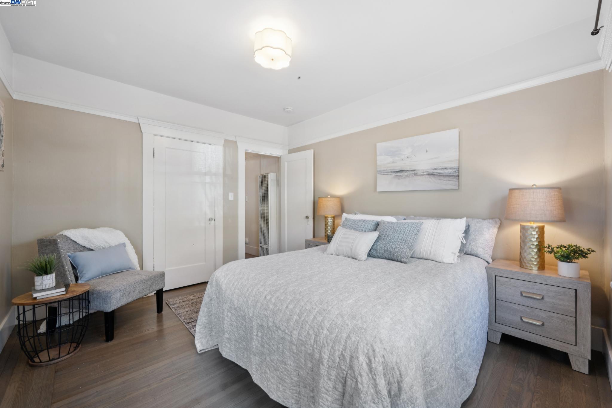 Detail Gallery Image 20 of 42 For 1539 6th St, Alameda,  CA 94501 - 2 Beds | 1 Baths