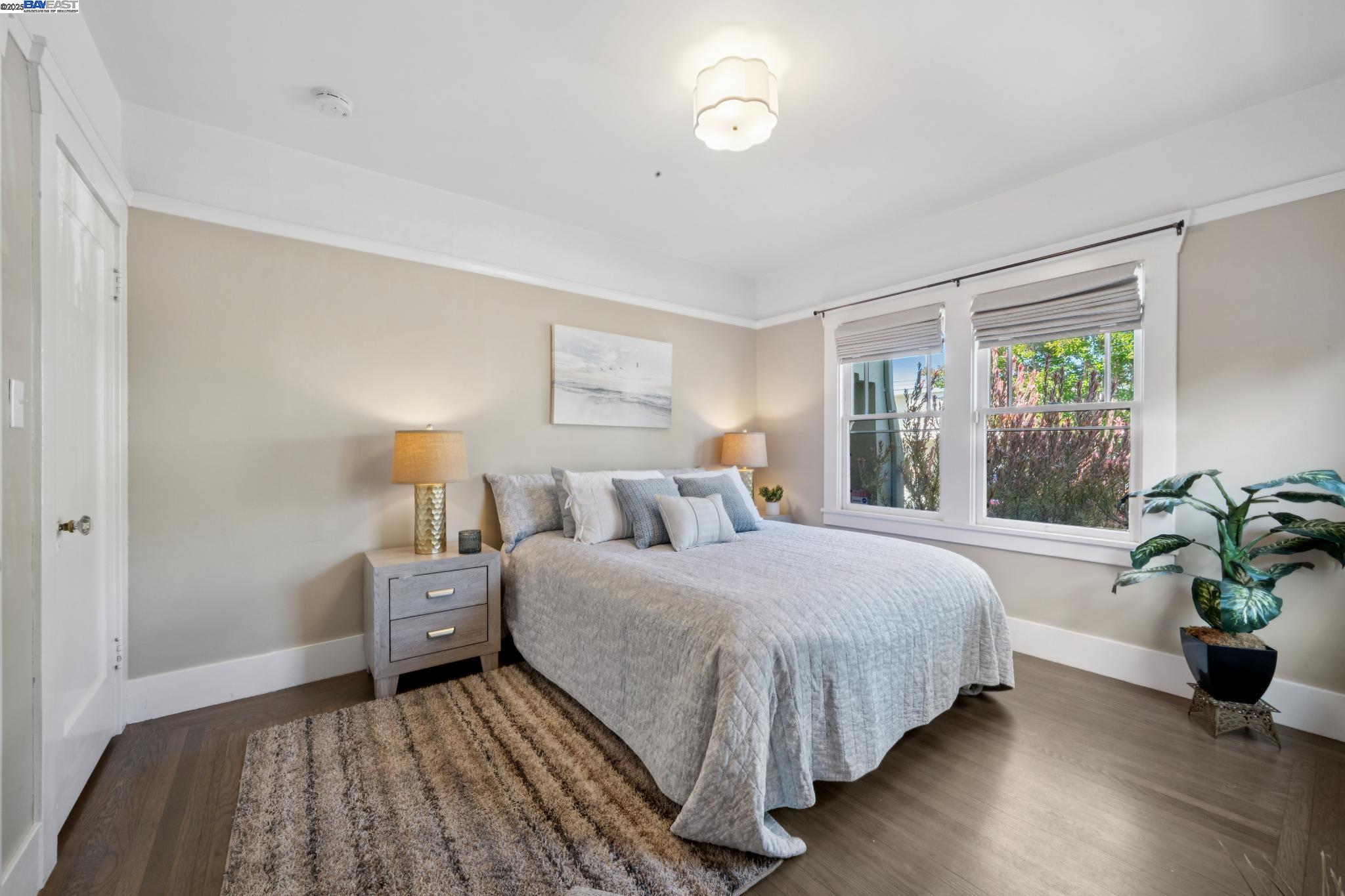 Detail Gallery Image 21 of 42 For 1539 6th St, Alameda,  CA 94501 - 2 Beds | 1 Baths
