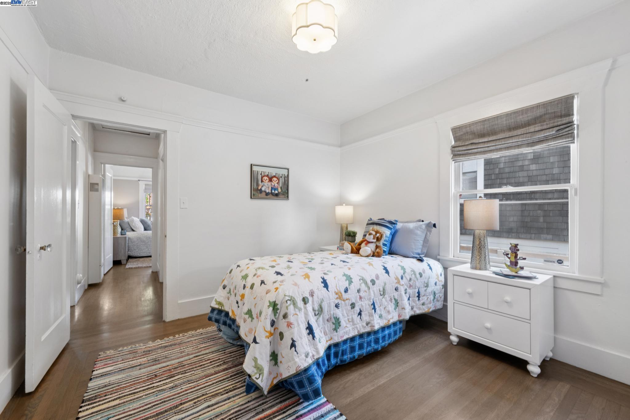 Detail Gallery Image 23 of 42 For 1539 6th St, Alameda,  CA 94501 - 2 Beds | 1 Baths
