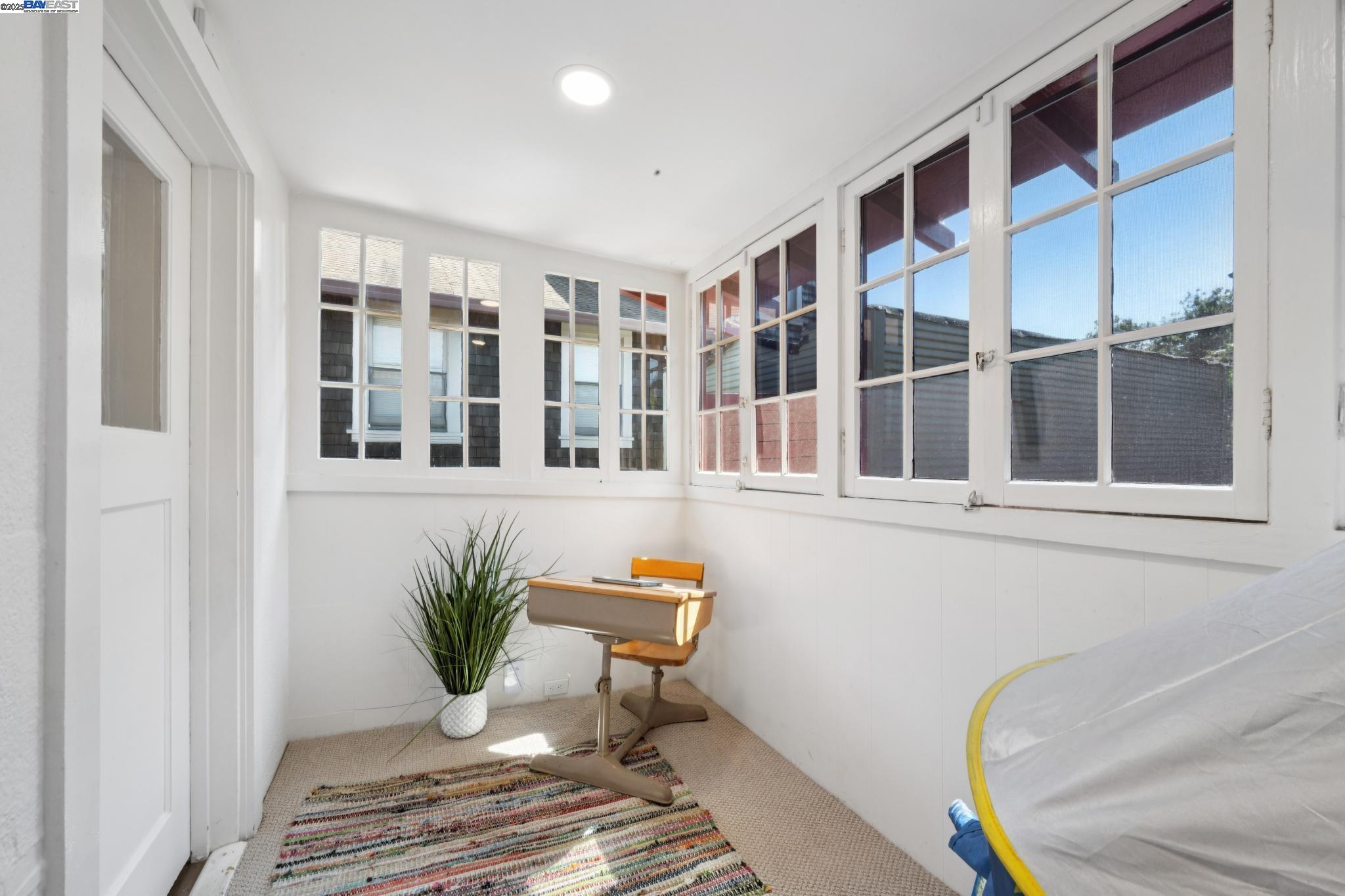Detail Gallery Image 26 of 42 For 1539 6th St, Alameda,  CA 94501 - 2 Beds | 1 Baths