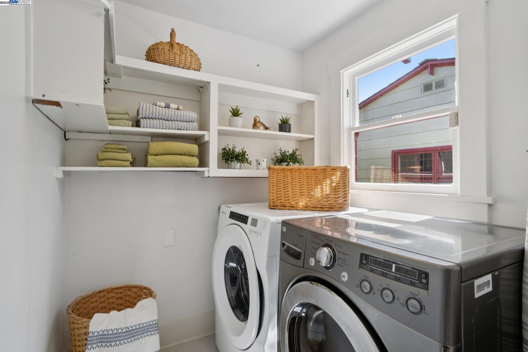 Detail Gallery Image 31 of 42 For 1539 6th St, Alameda,  CA 94501 - 2 Beds | 1 Baths