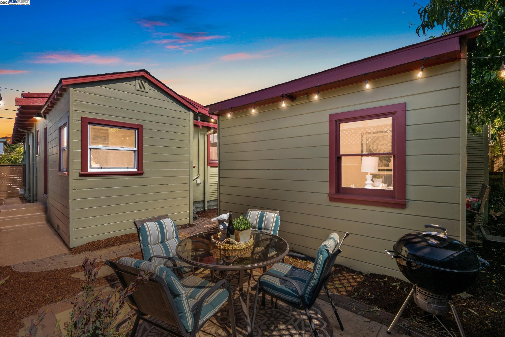 Detail Gallery Image 40 of 42 For 1539 6th St, Alameda,  CA 94501 - 2 Beds | 1 Baths