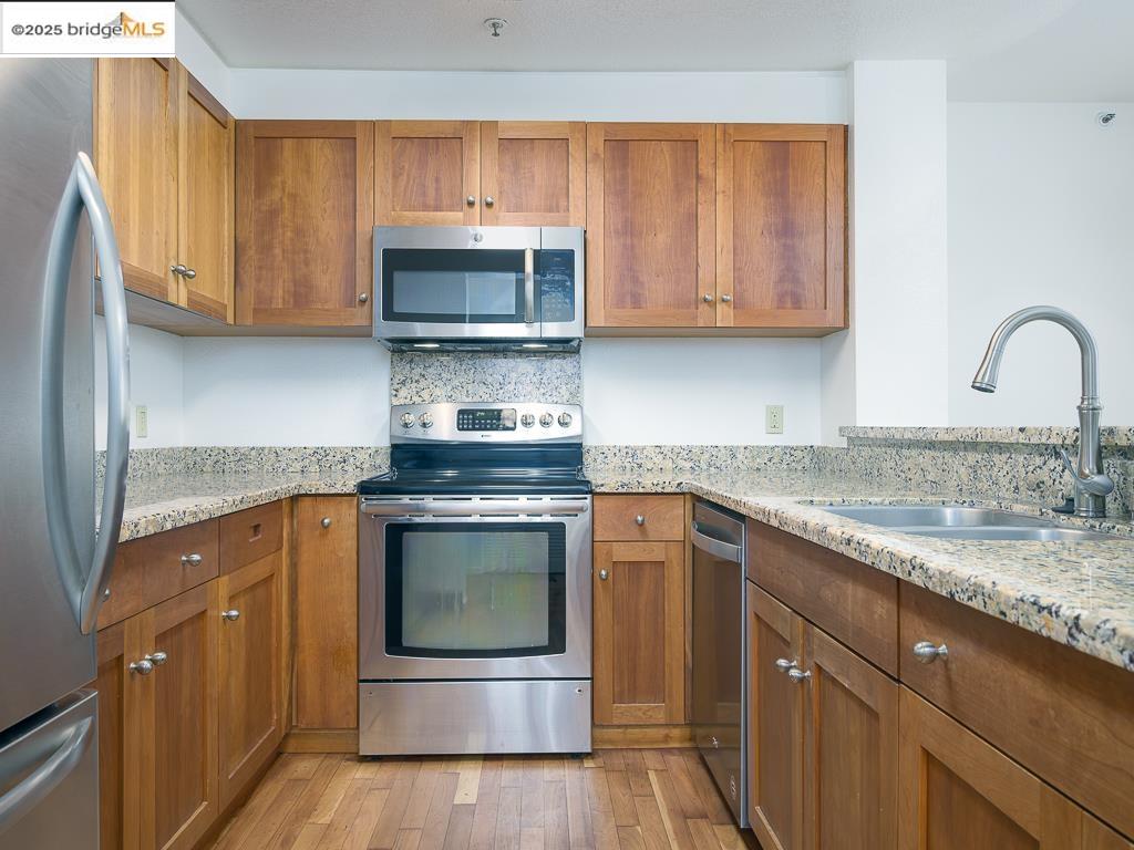 Photo #6: 41103018 Listing 