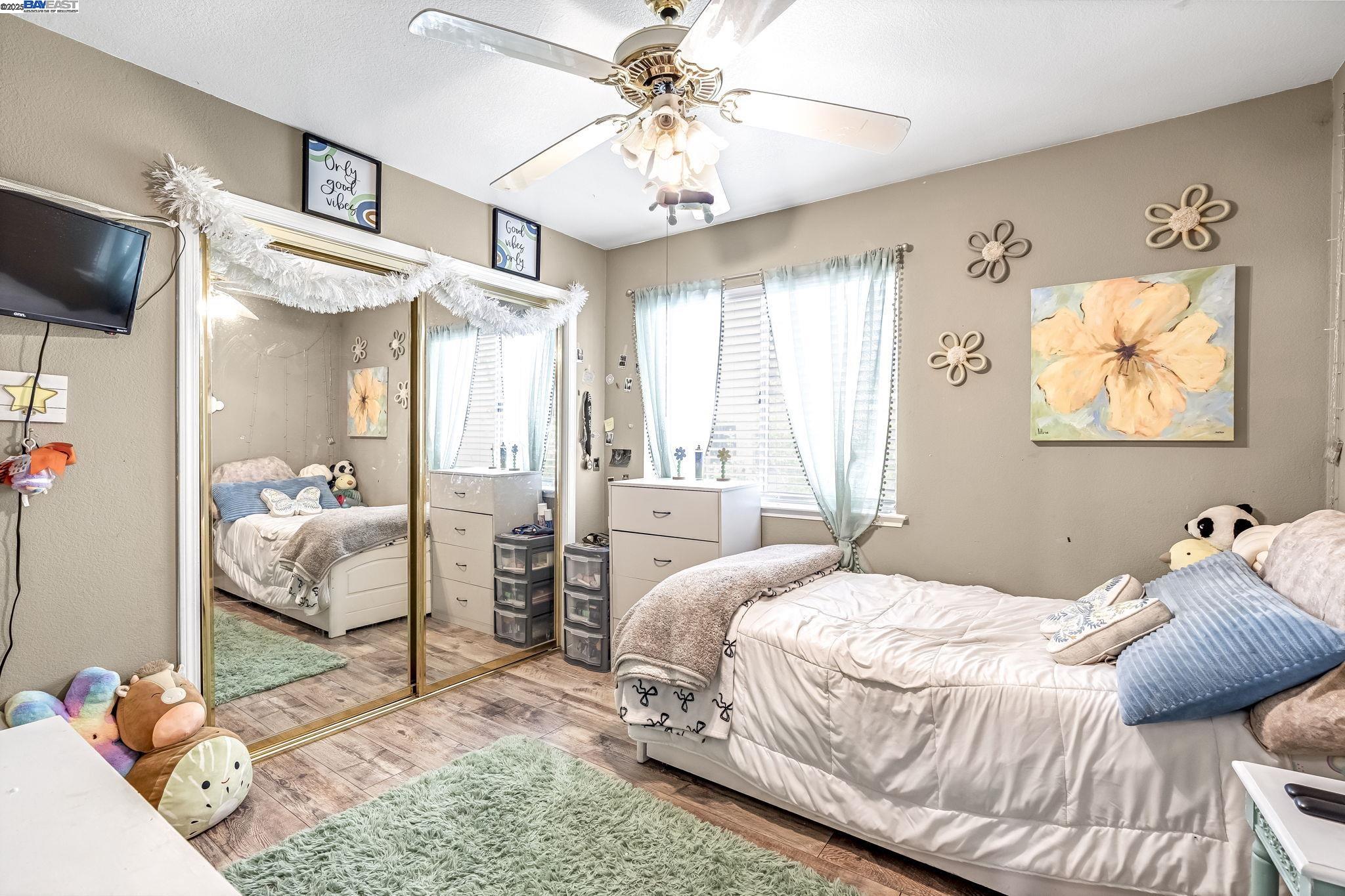 Detail Gallery Image 20 of 28 For 4328 W Cambridge Ave, Fresno,  CA 93722 - 3 Beds | 2 Baths
