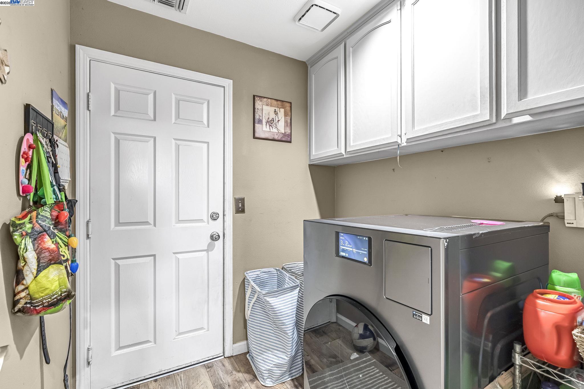 Detail Gallery Image 23 of 28 For 4328 W Cambridge Ave, Fresno,  CA 93722 - 3 Beds | 2 Baths
