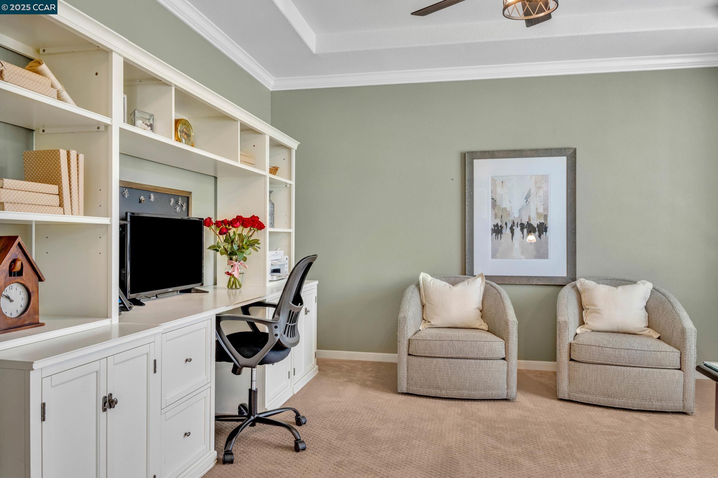 Detail Gallery Image 16 of 51 For 3832 Arbolado Dr, Walnut Creek,  CA 94598 - 5 Beds | 3 Baths