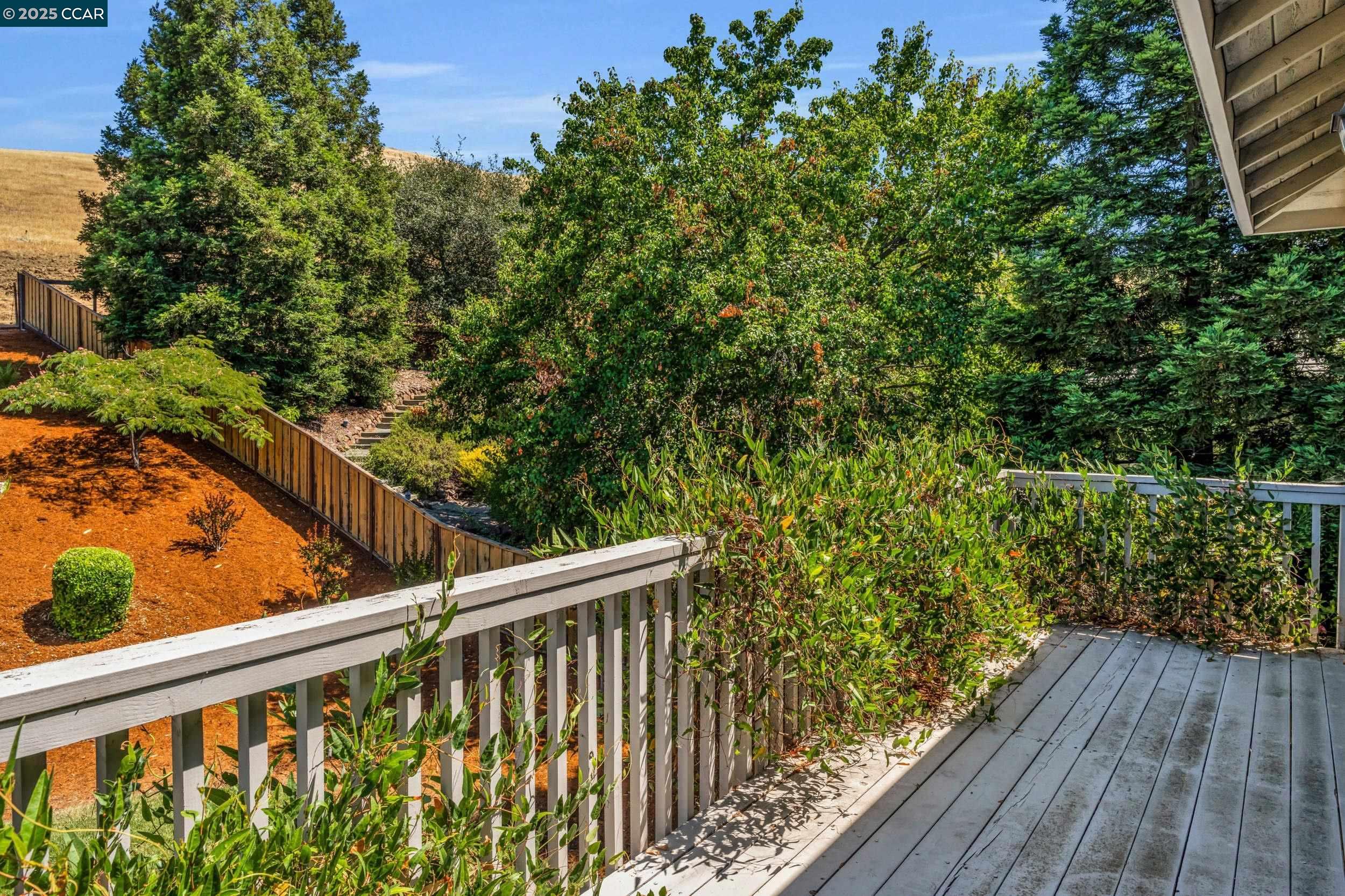 Detail Gallery Image 34 of 51 For 3832 Arbolado Dr, Walnut Creek,  CA 94598 - 5 Beds | 3 Baths