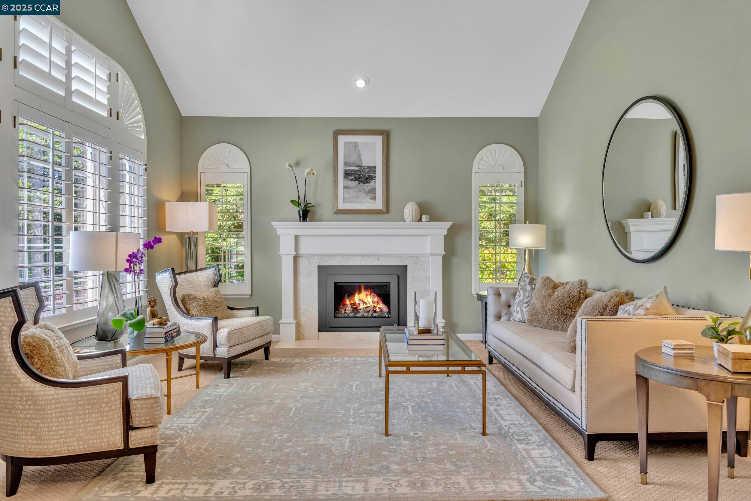 Detail Gallery Image 5 of 51 For 3832 Arbolado Dr, Walnut Creek,  CA 94598 - 5 Beds | 3 Baths