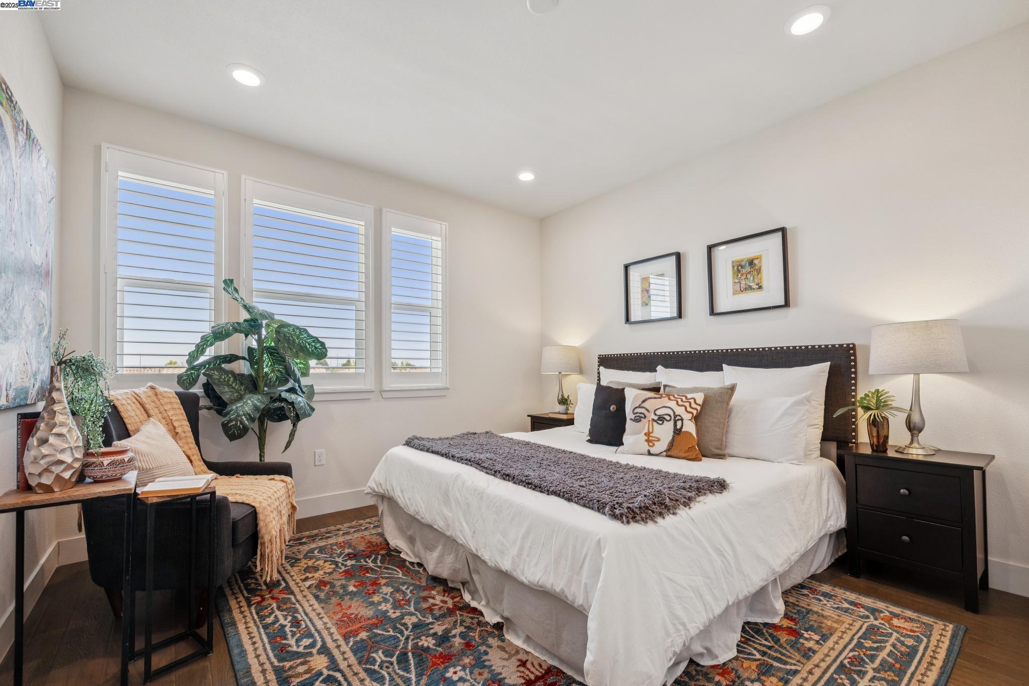 Detail Gallery Image 23 of 48 For 1815 Balsa St, Alameda,  CA 94501 - 3 Beds | 3/1 Baths