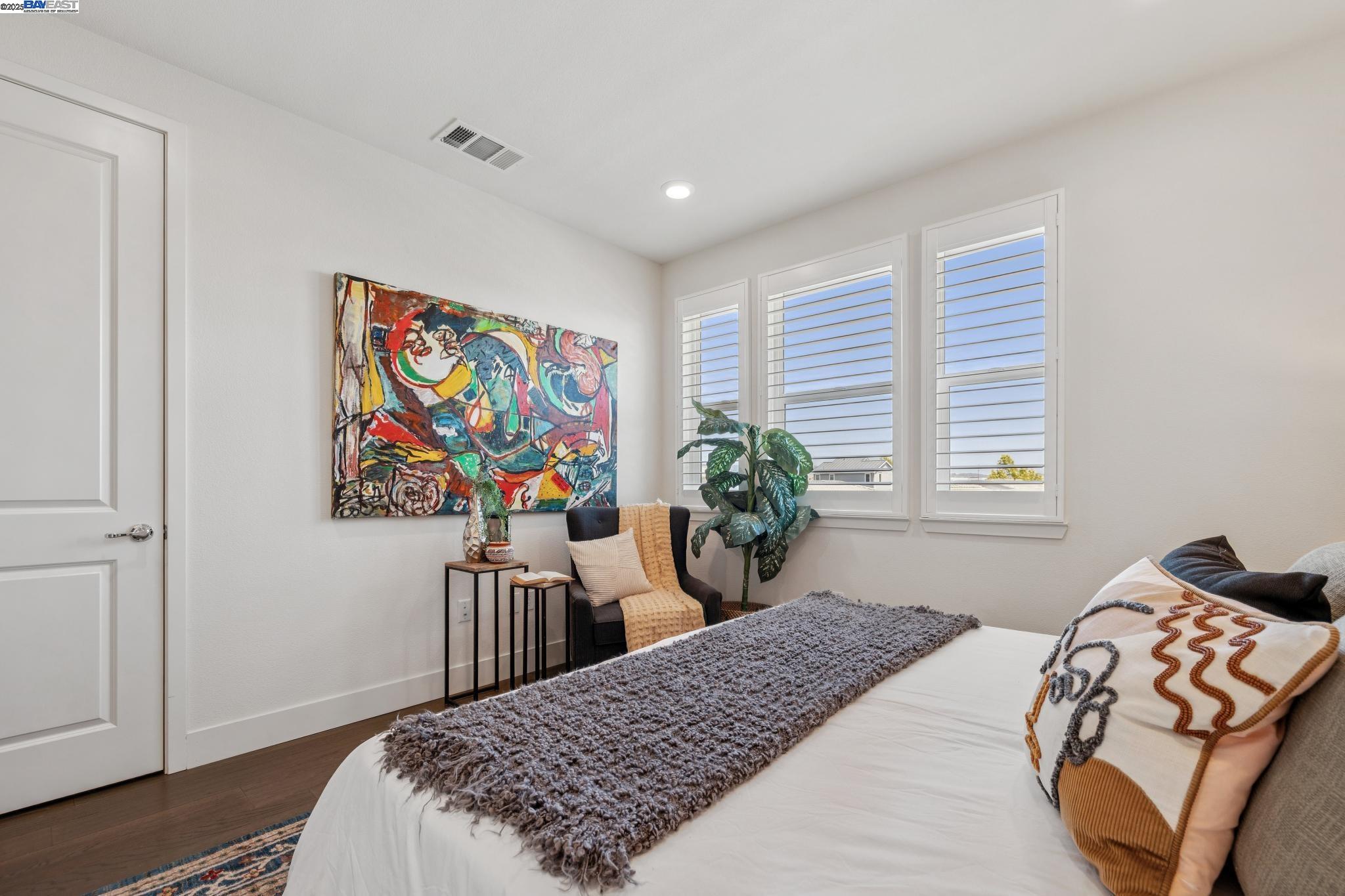 Detail Gallery Image 24 of 48 For 1815 Balsa St, Alameda,  CA 94501 - 3 Beds | 3/1 Baths