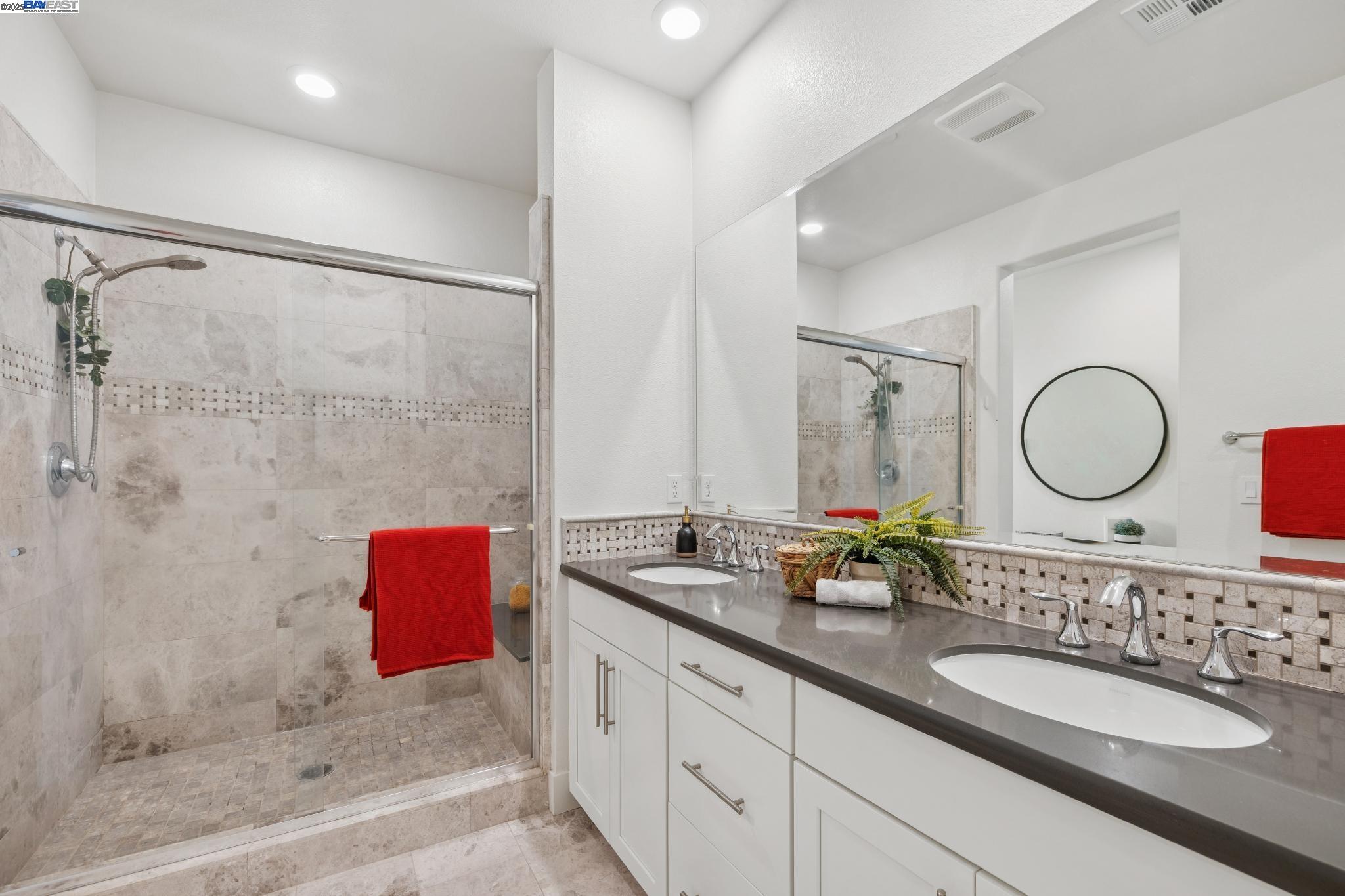 Detail Gallery Image 28 of 48 For 1815 Balsa St, Alameda,  CA 94501 - 3 Beds | 3/1 Baths