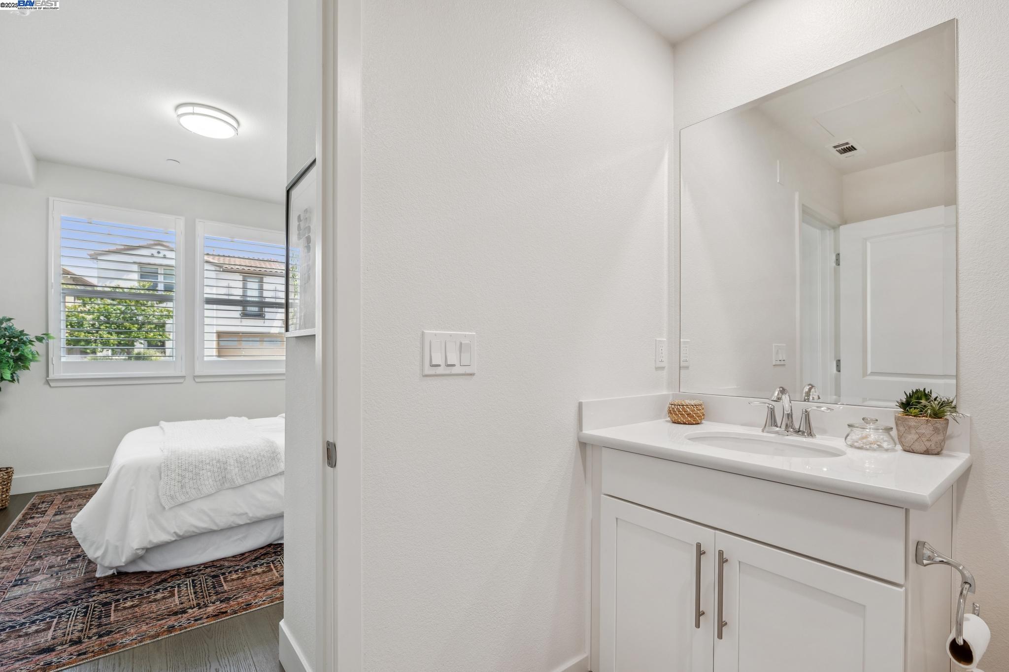 Detail Gallery Image 42 of 48 For 1815 Balsa St, Alameda,  CA 94501 - 3 Beds | 3/1 Baths