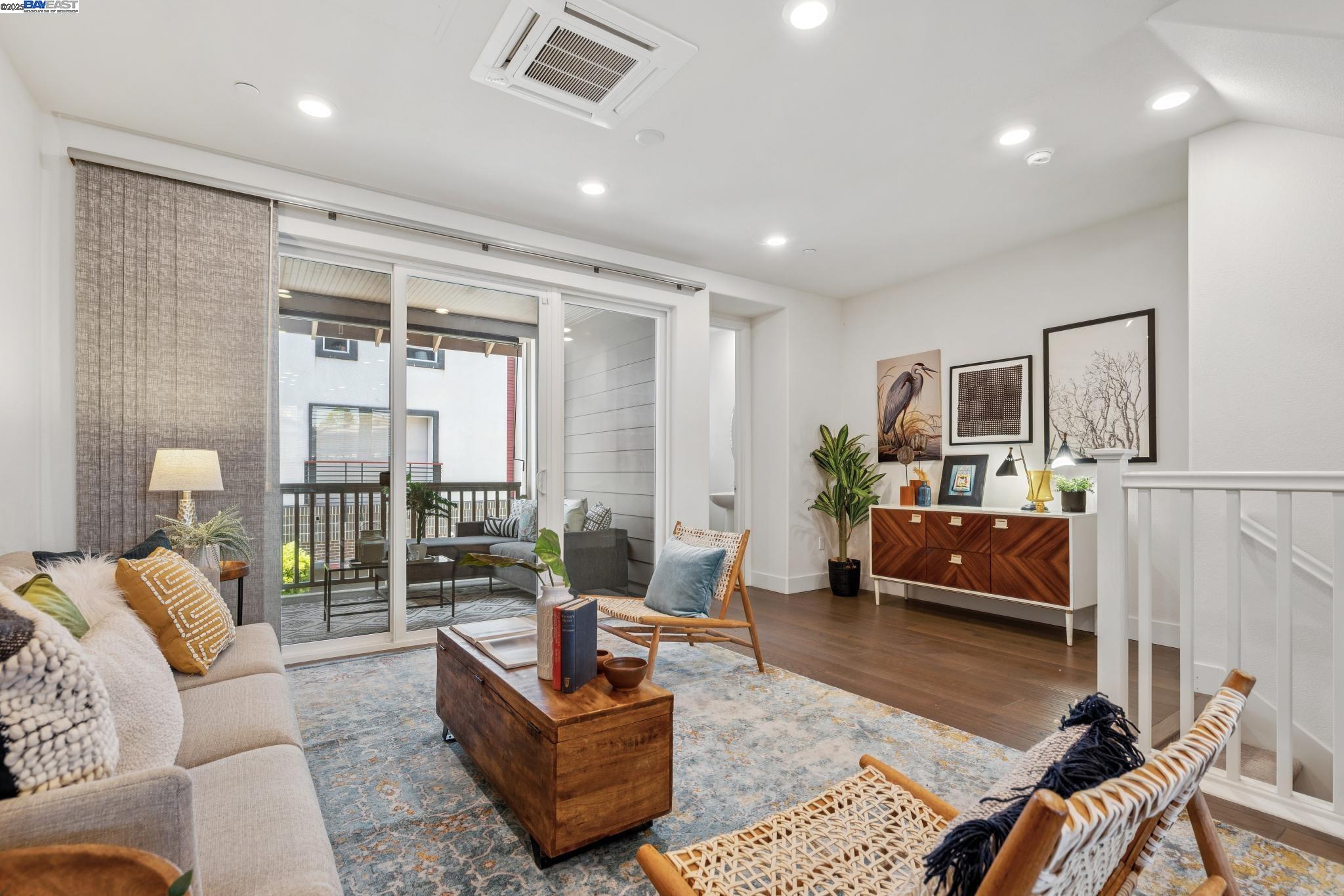 Photo #6: 41103026 Listing 