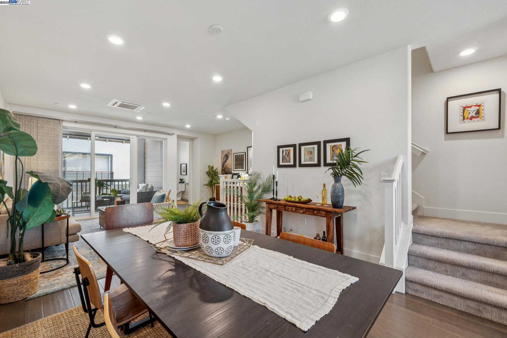 Detail Gallery Image 10 of 48 For 1815 Balsa St, Alameda,  CA 94501 - 3 Beds | 3/1 Baths