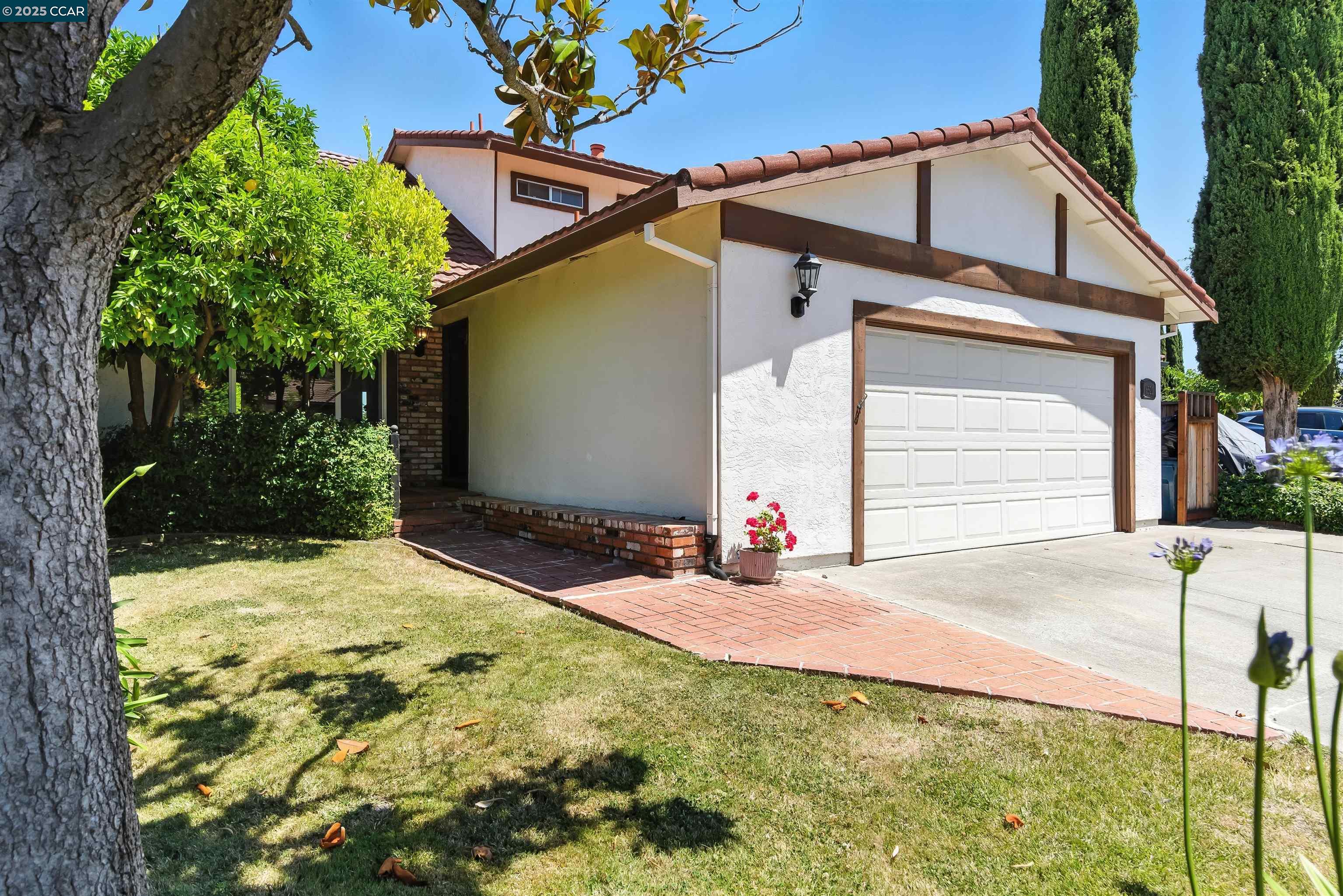 Detail Gallery Image 1 of 1 For 6521 Westfield Ct, Martinez,  CA 94553 - 4 Beds | 3 Baths