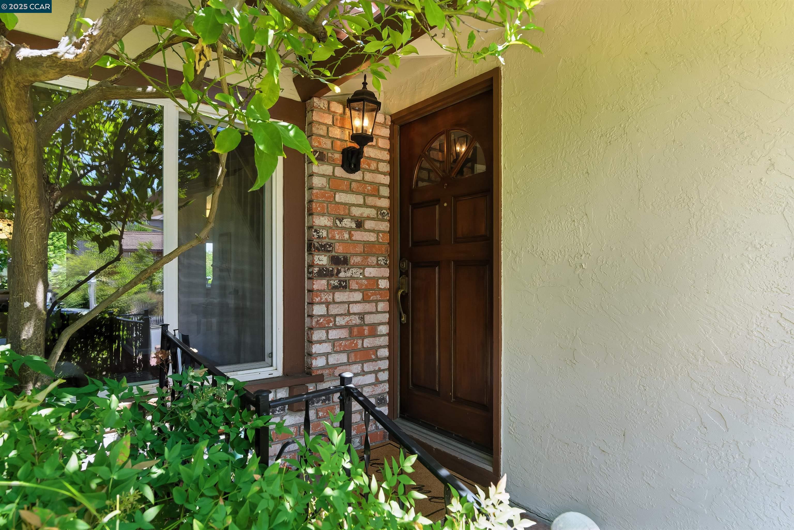 Detail Gallery Image 3 of 36 For 6521 Westfield Ct, Martinez,  CA 94553 - 4 Beds | 3 Baths