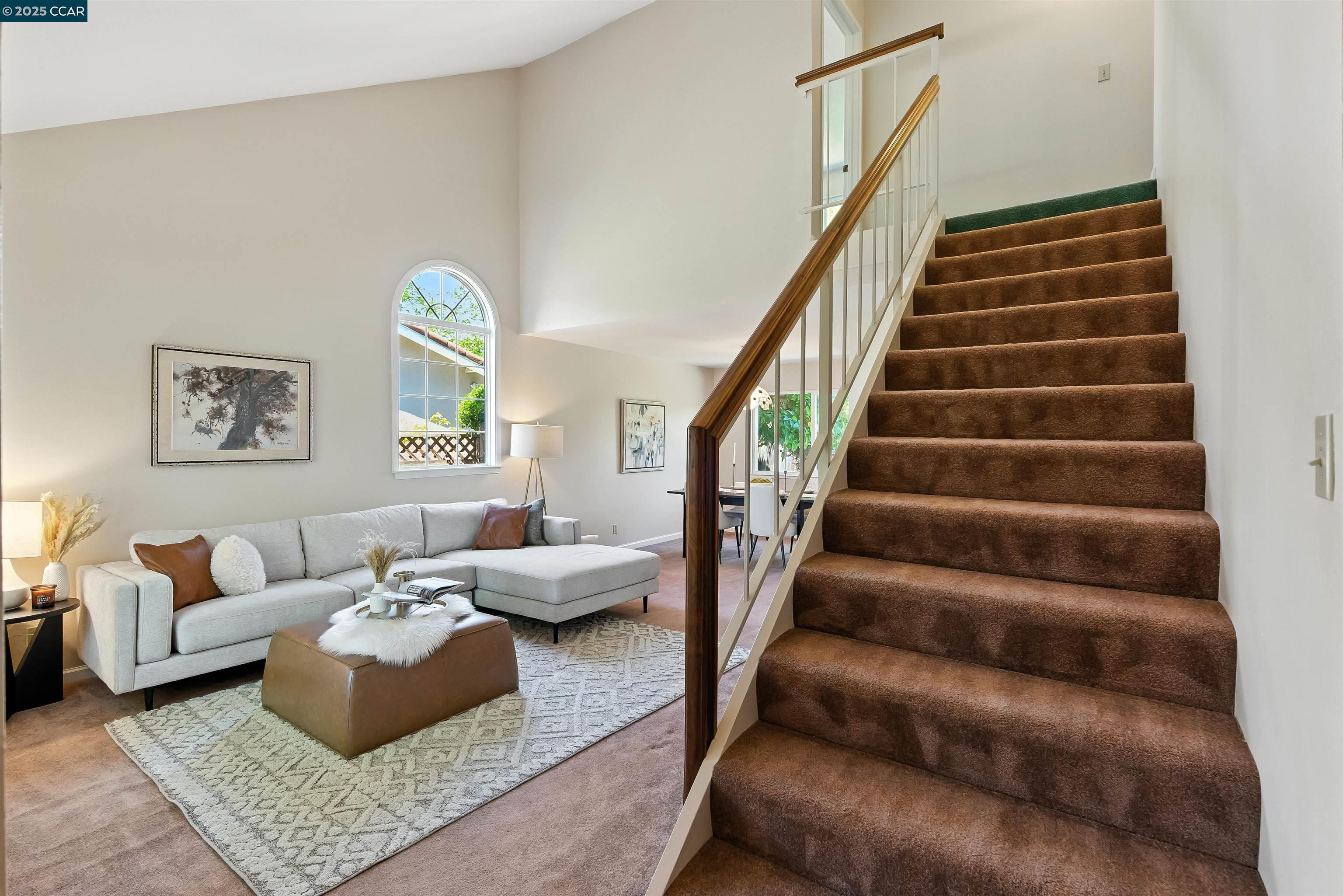 Detail Gallery Image 4 of 36 For 6521 Westfield Ct, Martinez,  CA 94553 - 4 Beds | 3 Baths