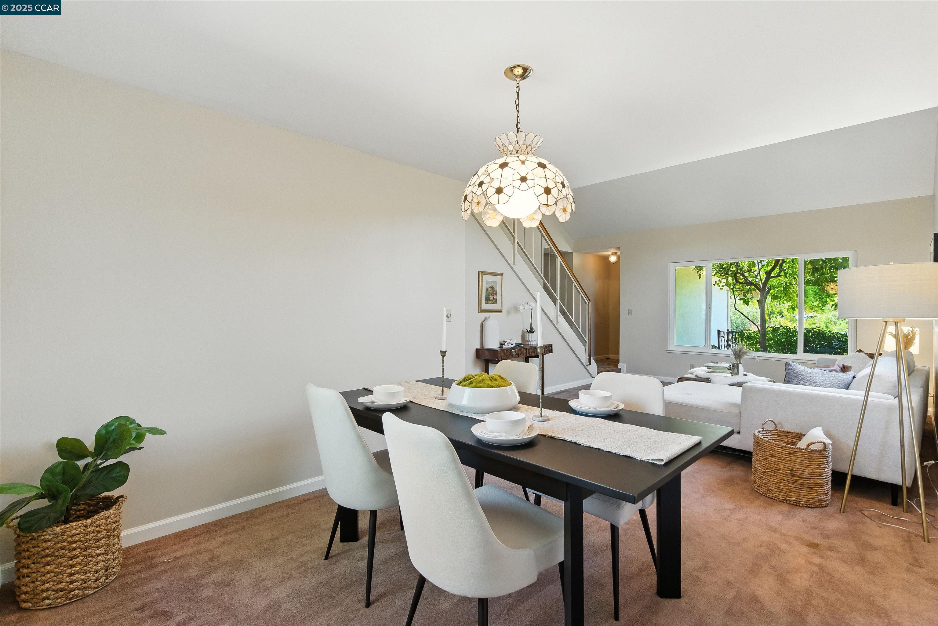 Detail Gallery Image 7 of 36 For 6521 Westfield Ct, Martinez,  CA 94553 - 4 Beds | 3 Baths