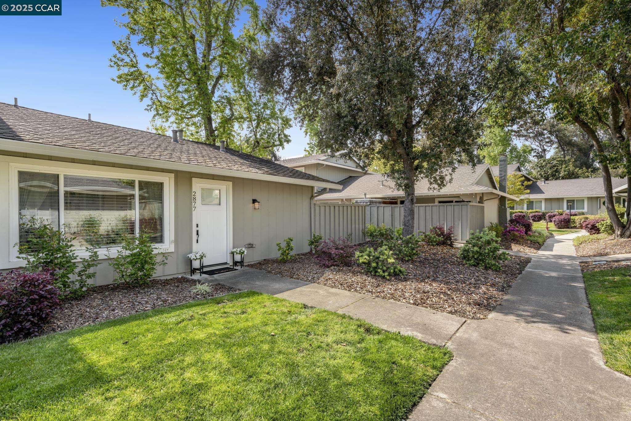 Photo #3: 41103029 Listing 