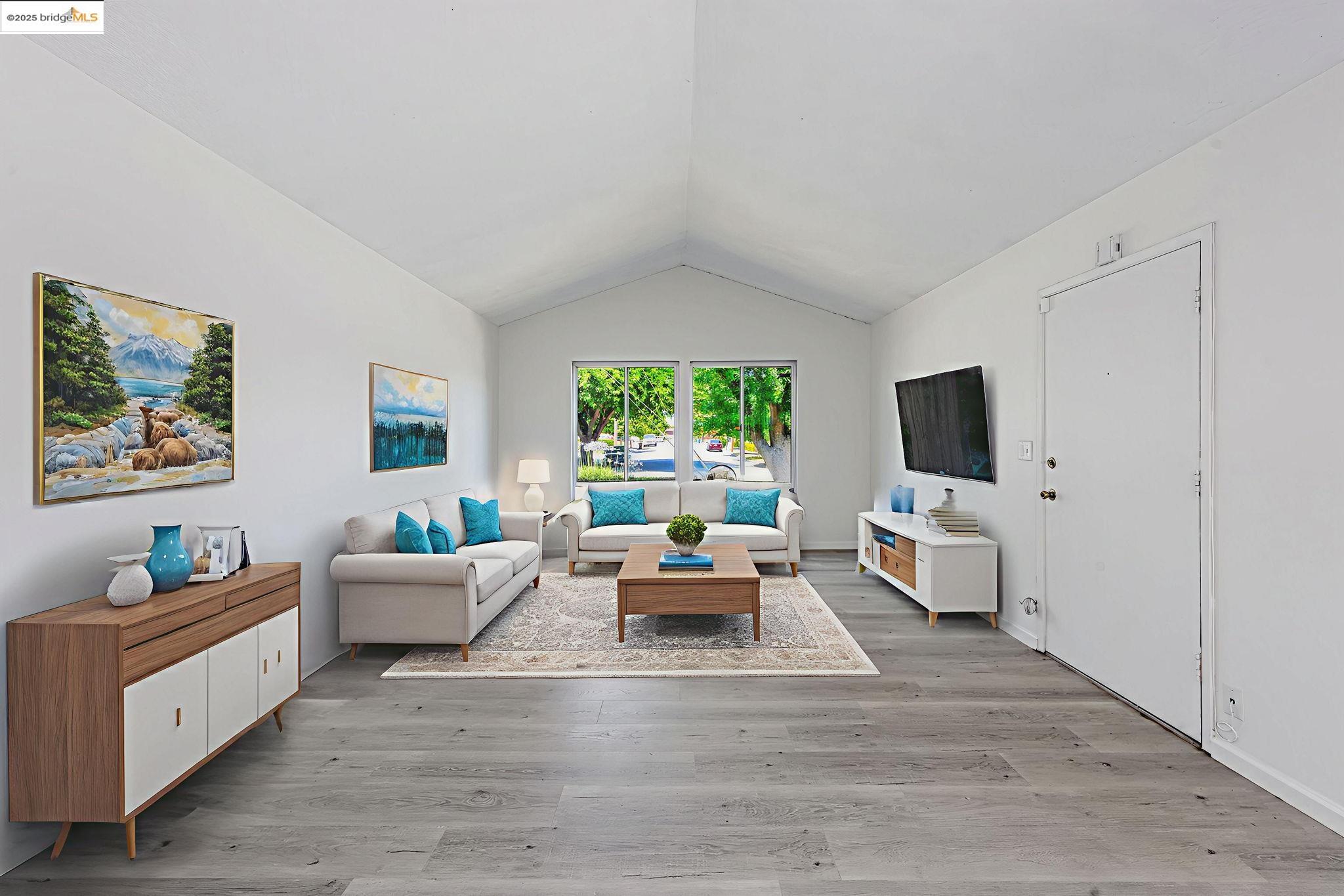 Photo #4: 41103030 Listing 