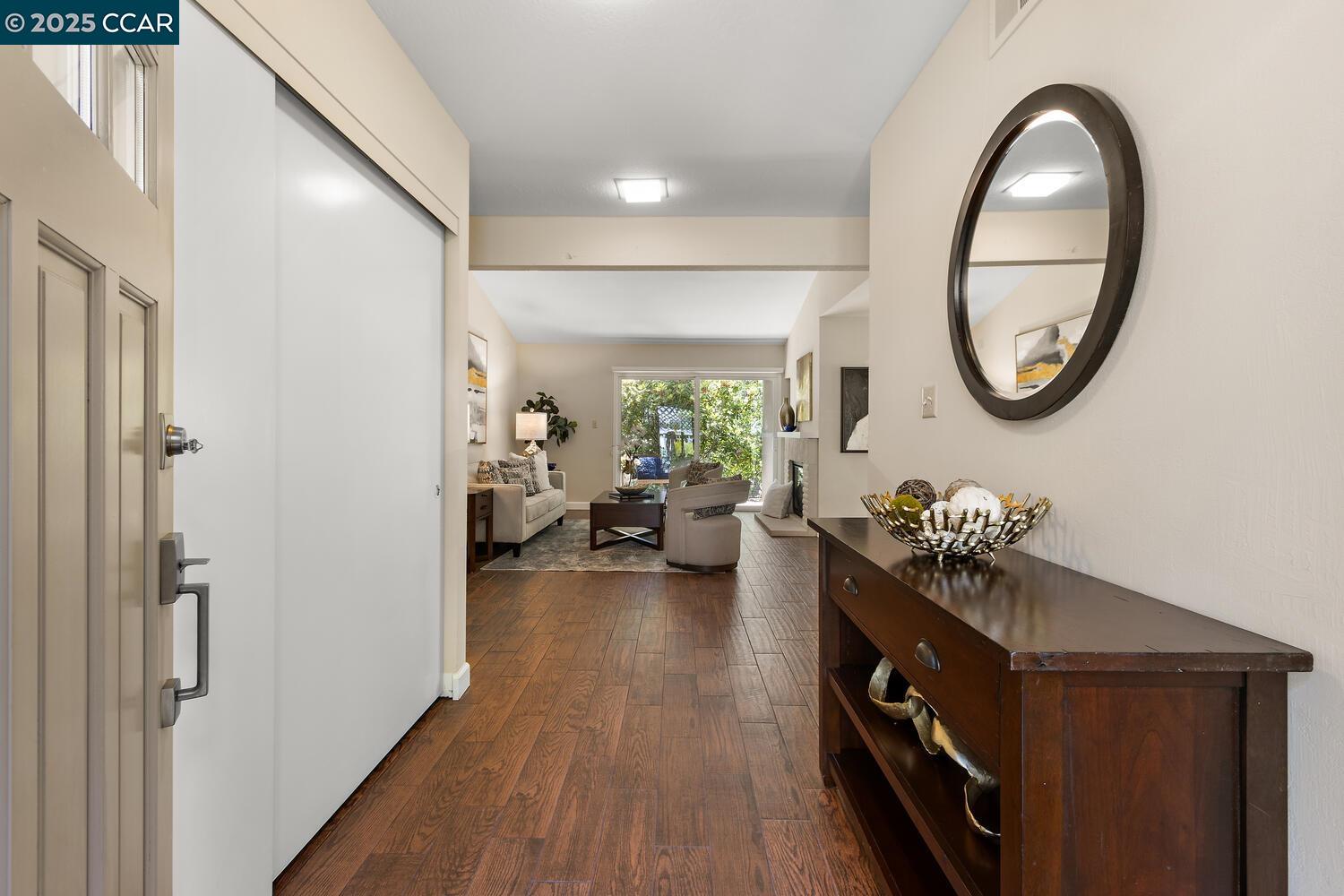 Photo #3: 41103036 Listing 