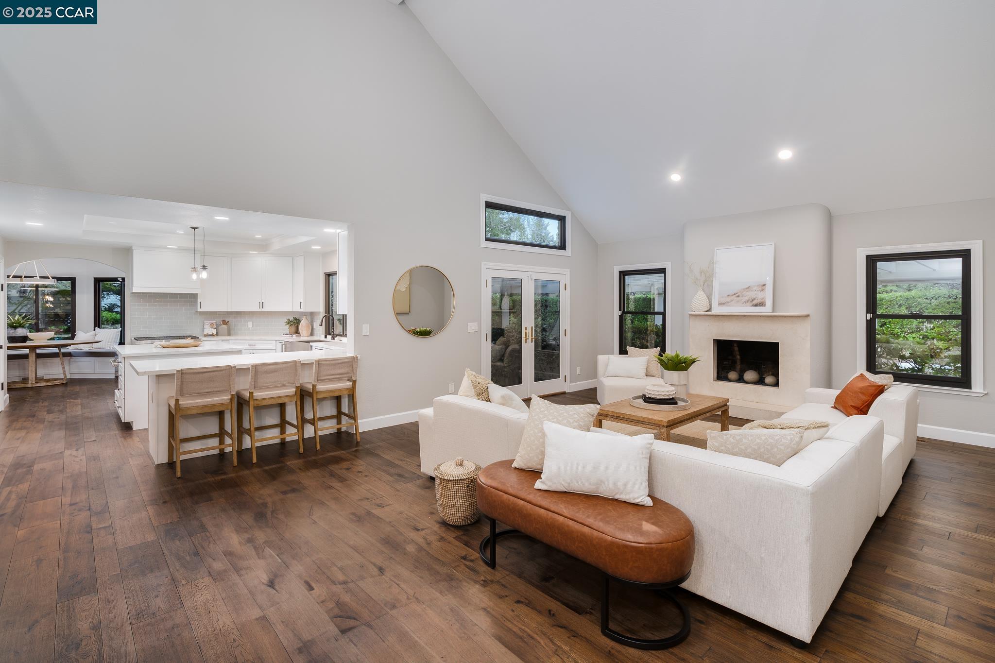 Detail Gallery Image 12 of 43 For 3284 Blackhawk Meadow Dr, Danville,  CA 94506 - 5 Beds | 3/1 Baths