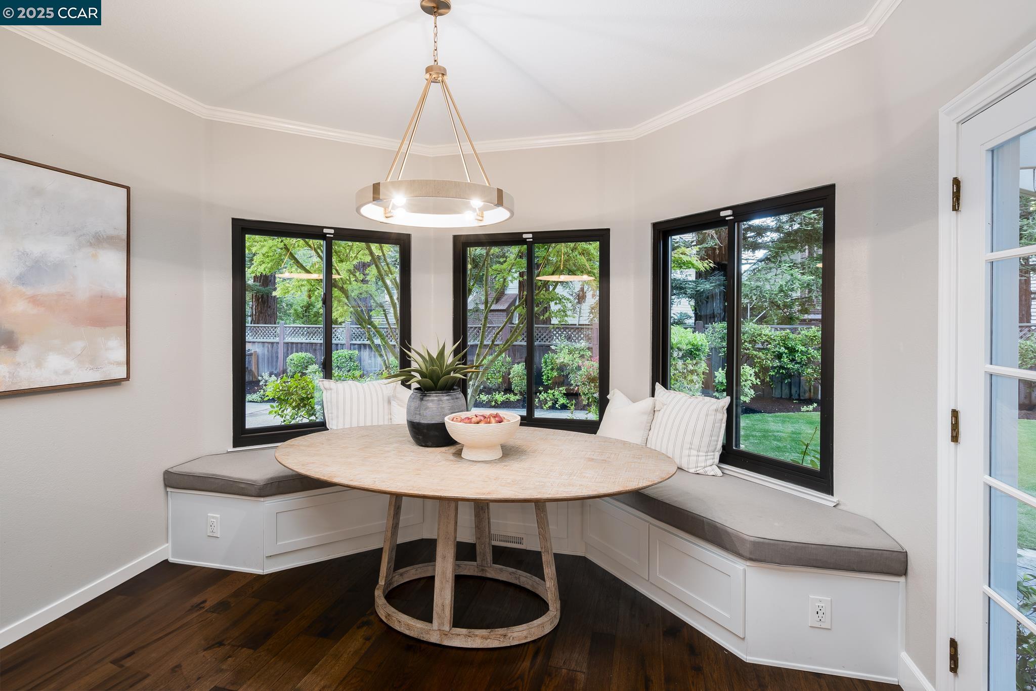 Detail Gallery Image 16 of 43 For 3284 Blackhawk Meadow Dr, Danville,  CA 94506 - 5 Beds | 3/1 Baths