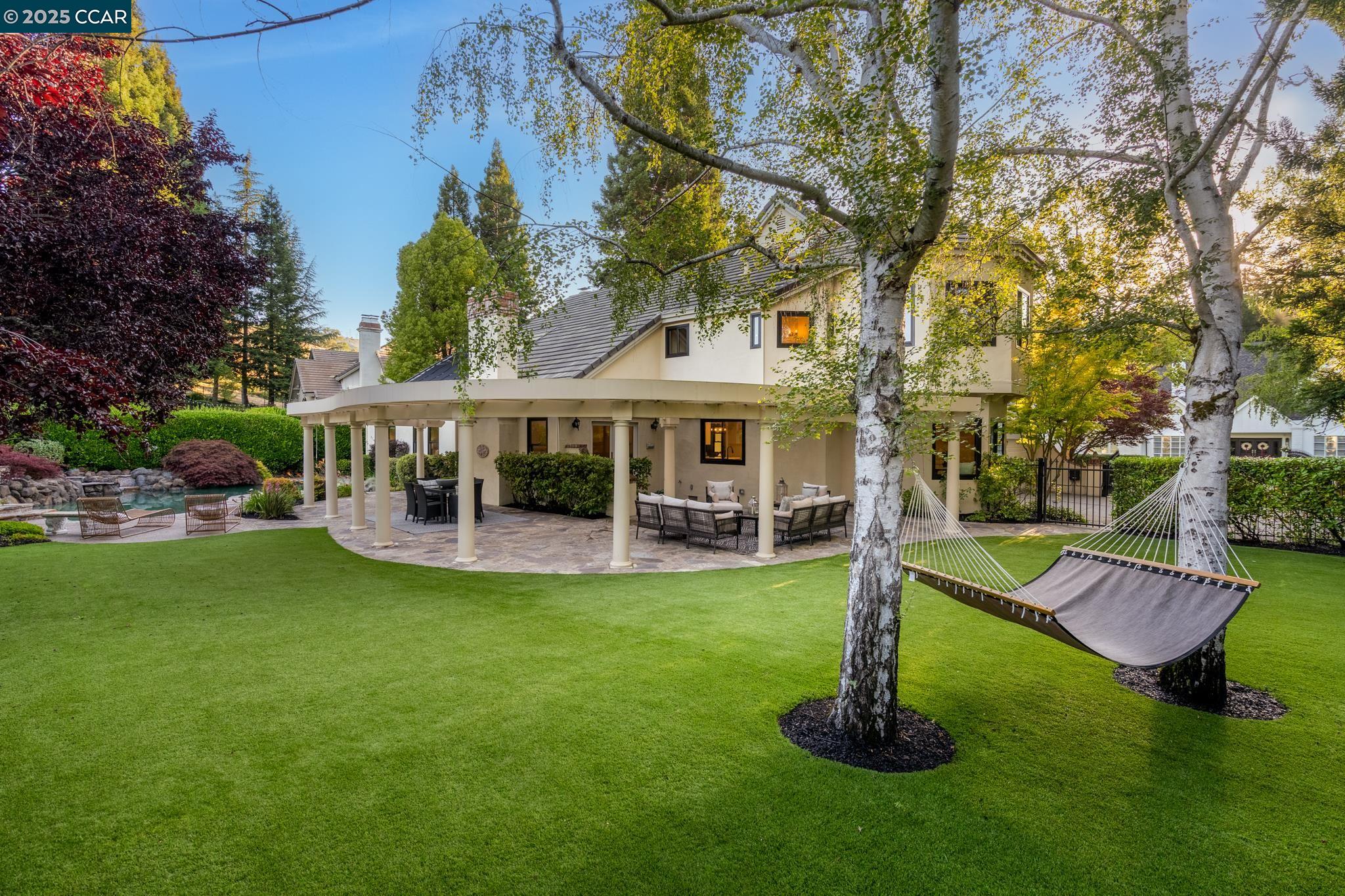Detail Gallery Image 30 of 43 For 3284 Blackhawk Meadow Dr, Danville,  CA 94506 - 5 Beds | 3/1 Baths