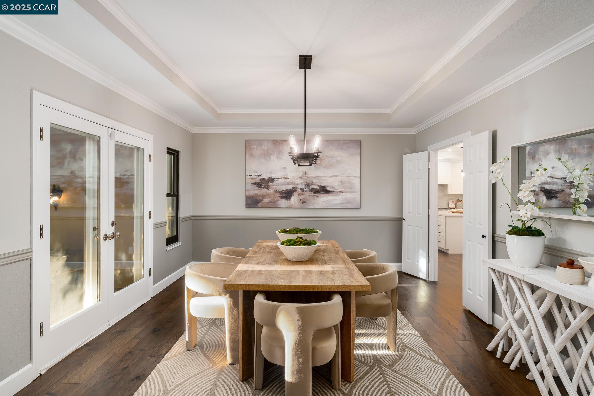 Detail Gallery Image 8 of 43 For 3284 Blackhawk Meadow Dr, Danville,  CA 94506 - 5 Beds | 3/1 Baths