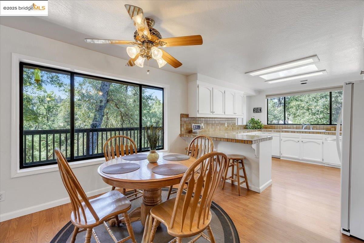 Detail Gallery Image 10 of 47 For 20090 Soulsbyville Rd., Soulsbyville,  CA 95372 - 3 Beds | 3 Baths