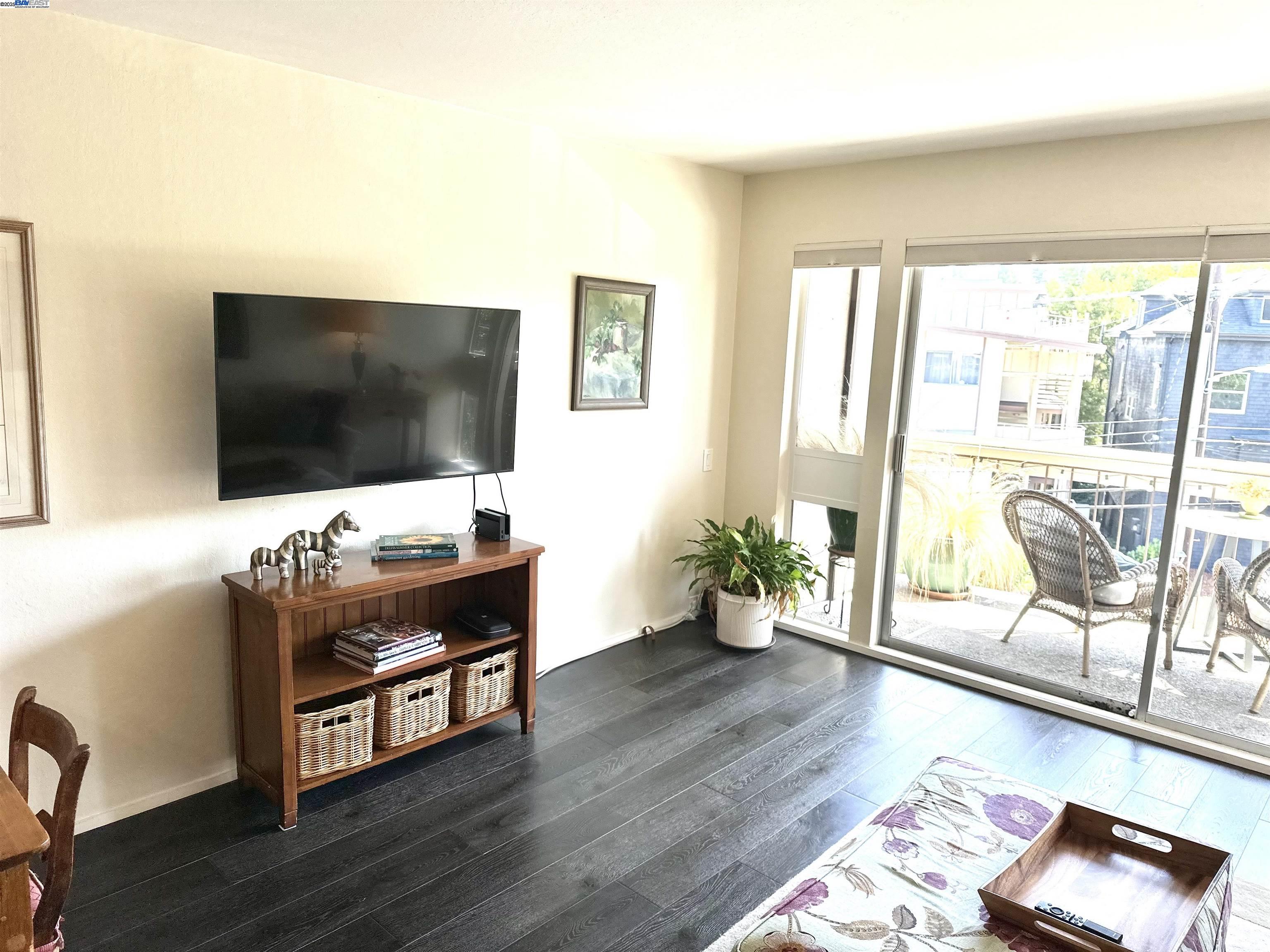 Photo #6: 41103041 Listing 
