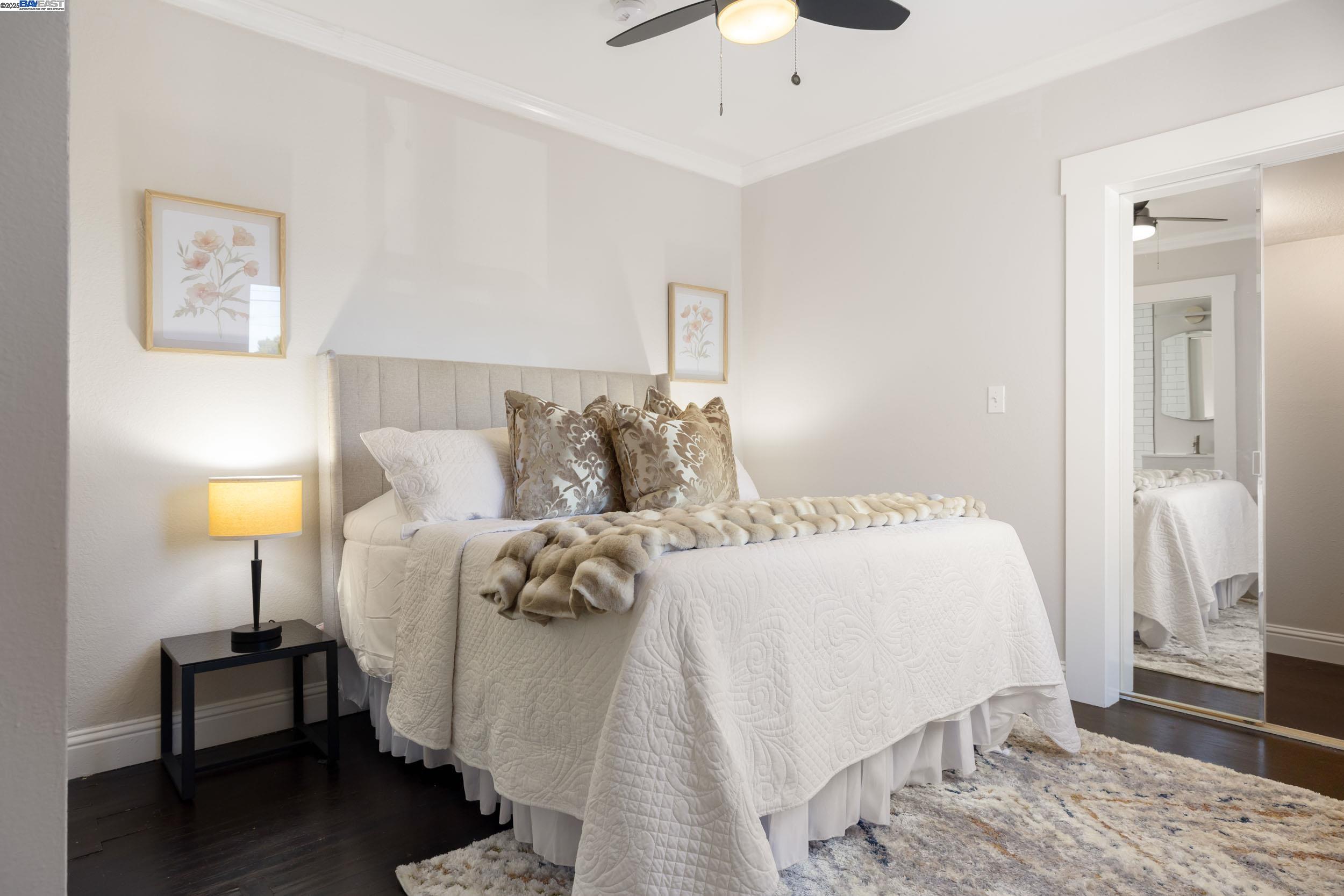 Detail Gallery Image 11 of 28 For 2133 E 30th St, Oakland,  CA 94606 - 3 Beds | 2 Baths