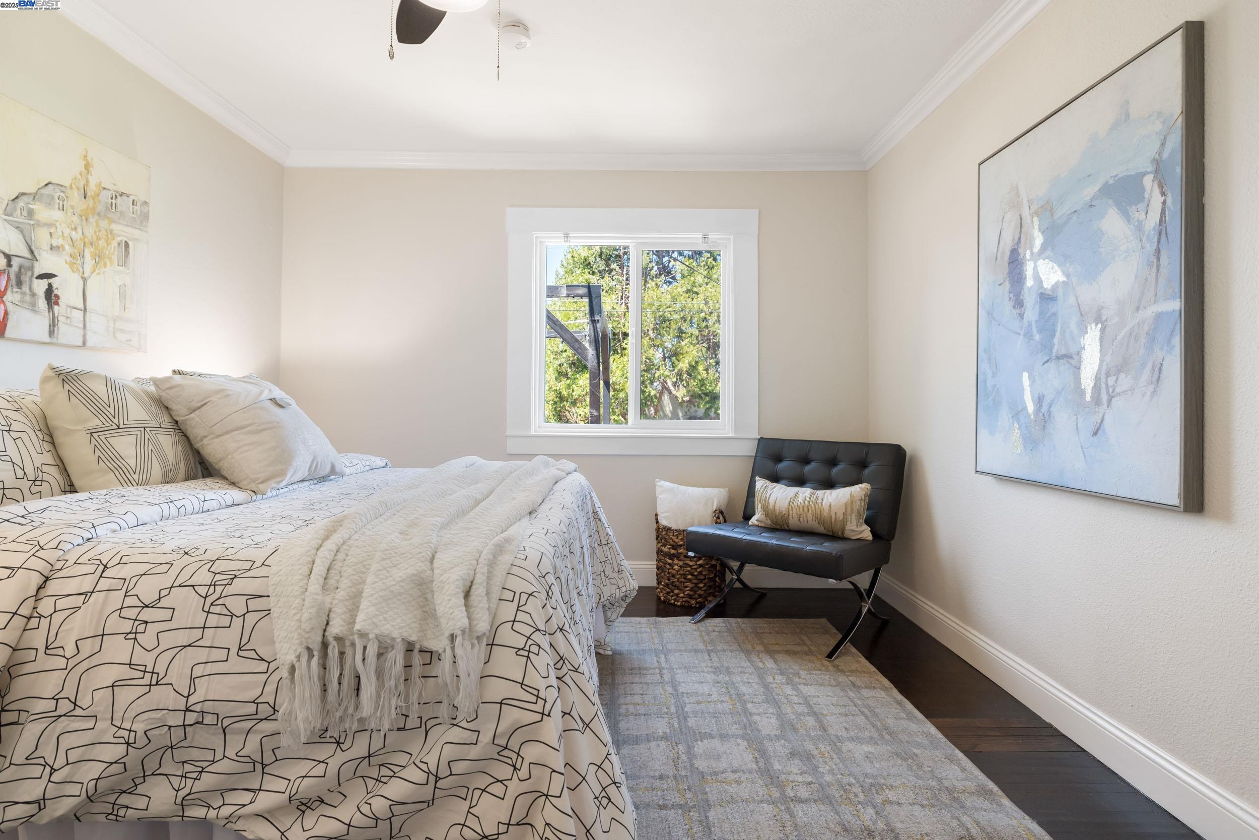 Detail Gallery Image 15 of 28 For 2133 E 30th St, Oakland,  CA 94606 - 3 Beds | 2 Baths