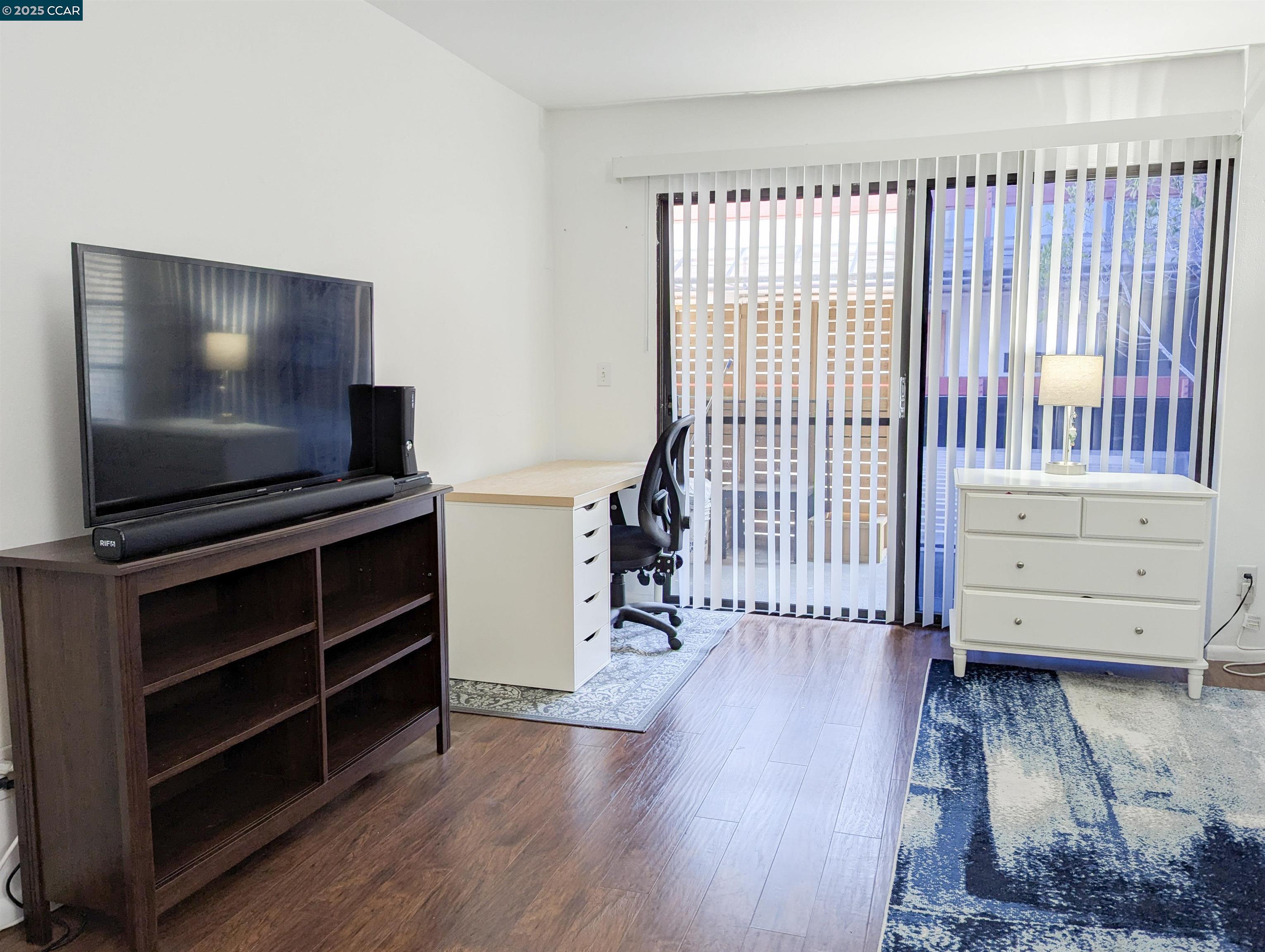 Photo #3: 41103045 Listing 