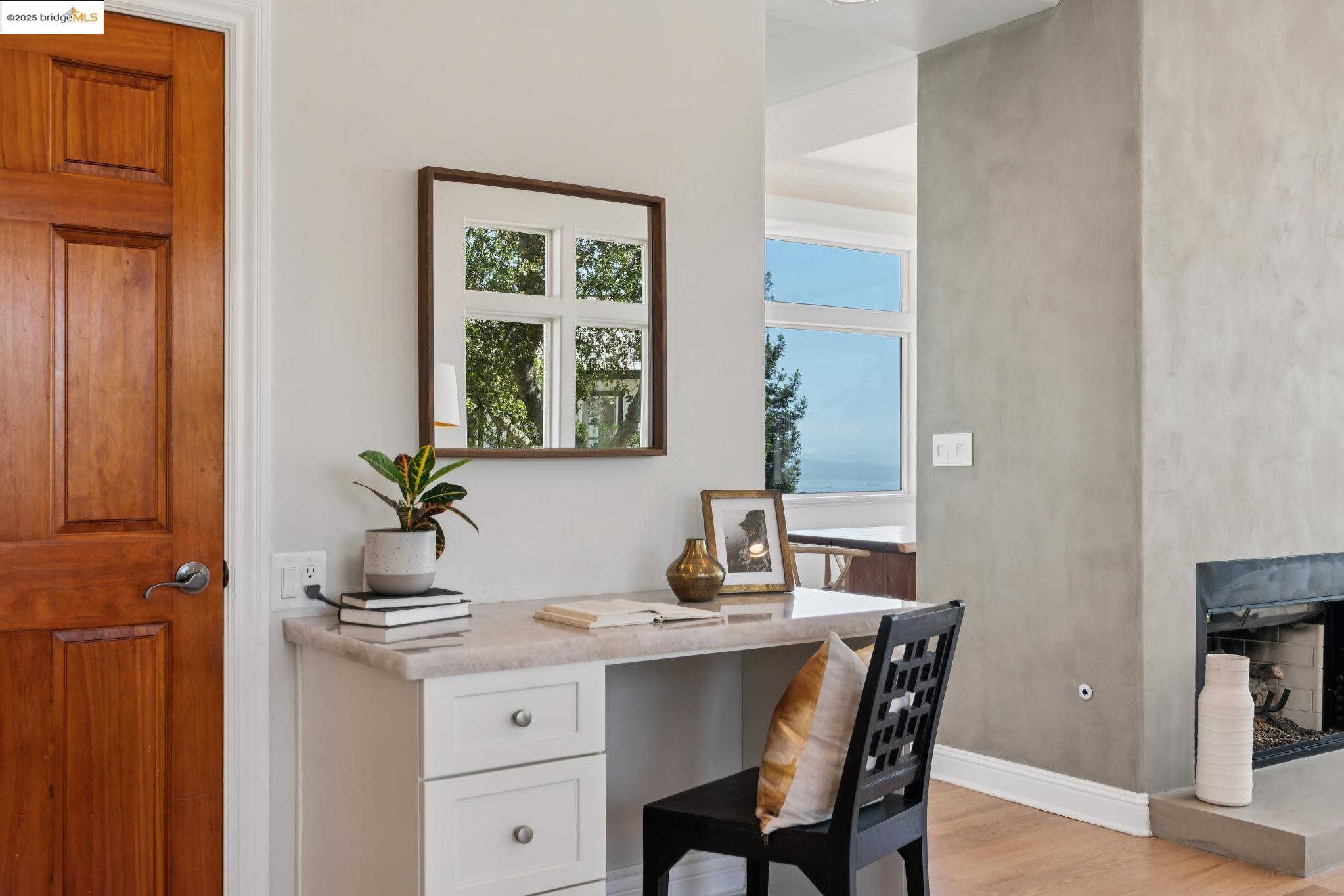 Detail Gallery Image 20 of 60 For 16032 Broadway Ter, Oakland,  CA 94611 - 5 Beds | 4 Baths