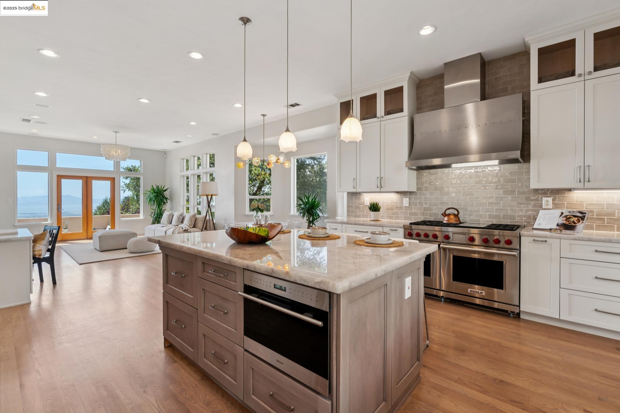 Detail Gallery Image 28 of 60 For 16032 Broadway Ter, Oakland,  CA 94611 - 5 Beds | 4 Baths