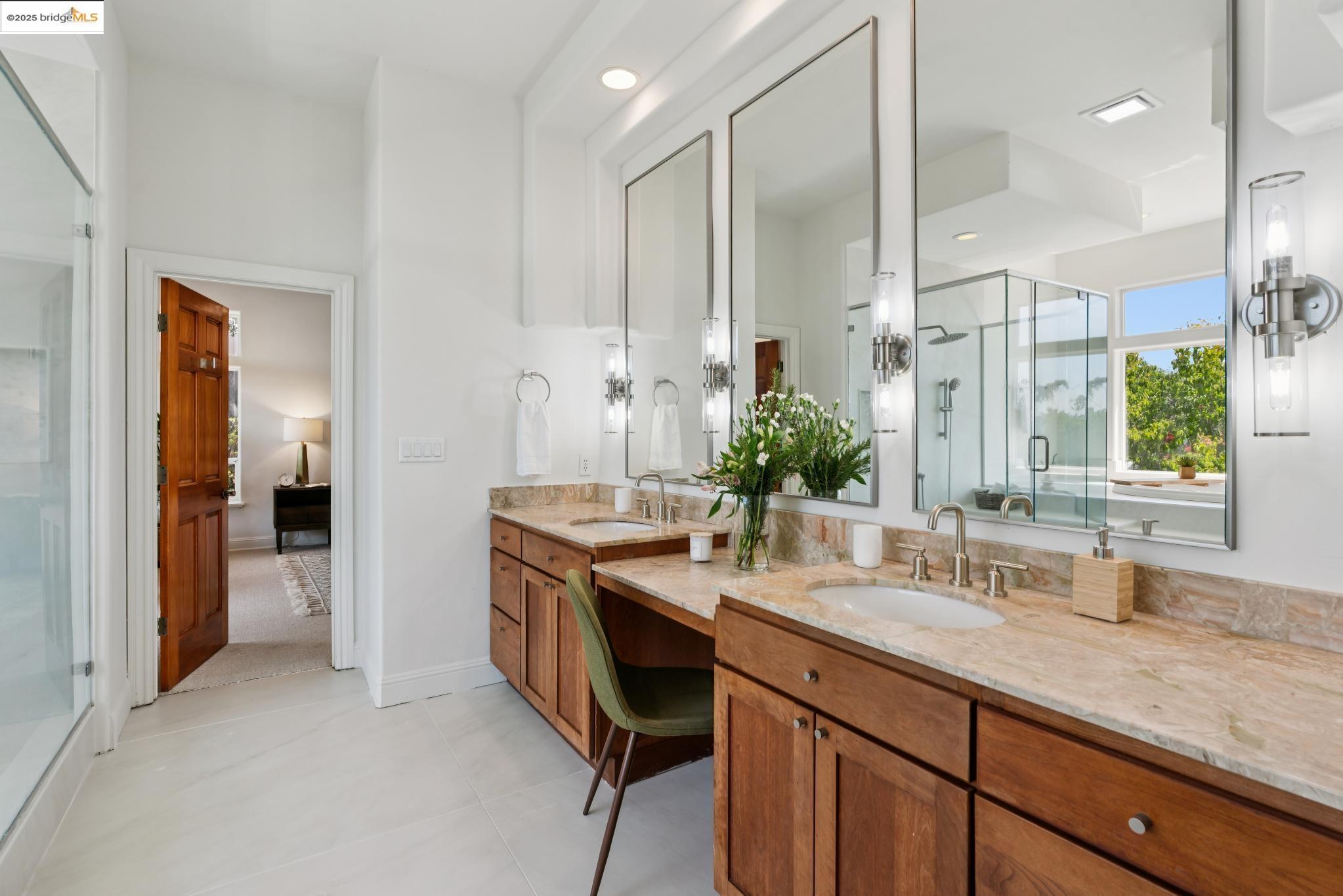 Detail Gallery Image 37 of 60 For 16032 Broadway Ter, Oakland,  CA 94611 - 5 Beds | 4 Baths