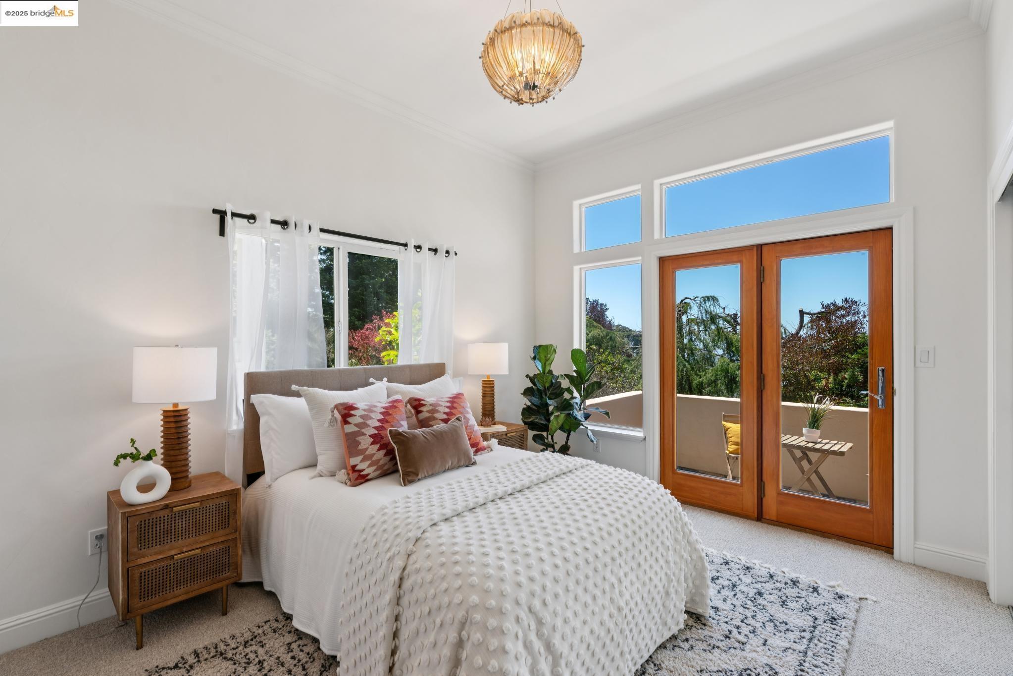 Detail Gallery Image 41 of 60 For 16032 Broadway Ter, Oakland,  CA 94611 - 5 Beds | 4 Baths