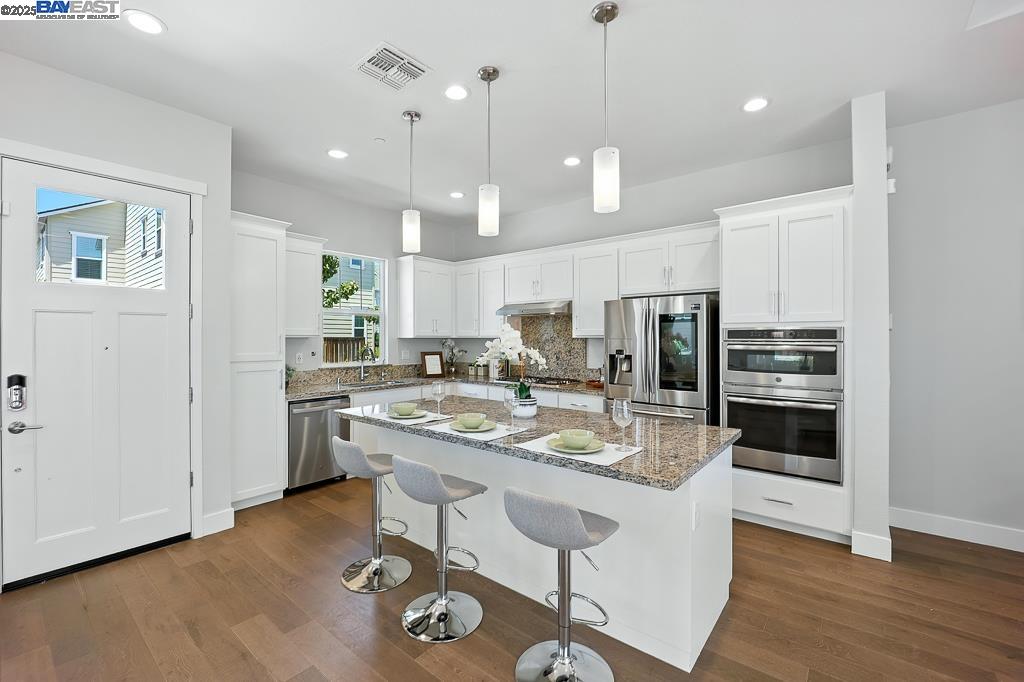 Detail Gallery Image 20 of 59 For 8360 Marine Way, Newark,  CA 94560 - 4 Beds | 2/1 Baths