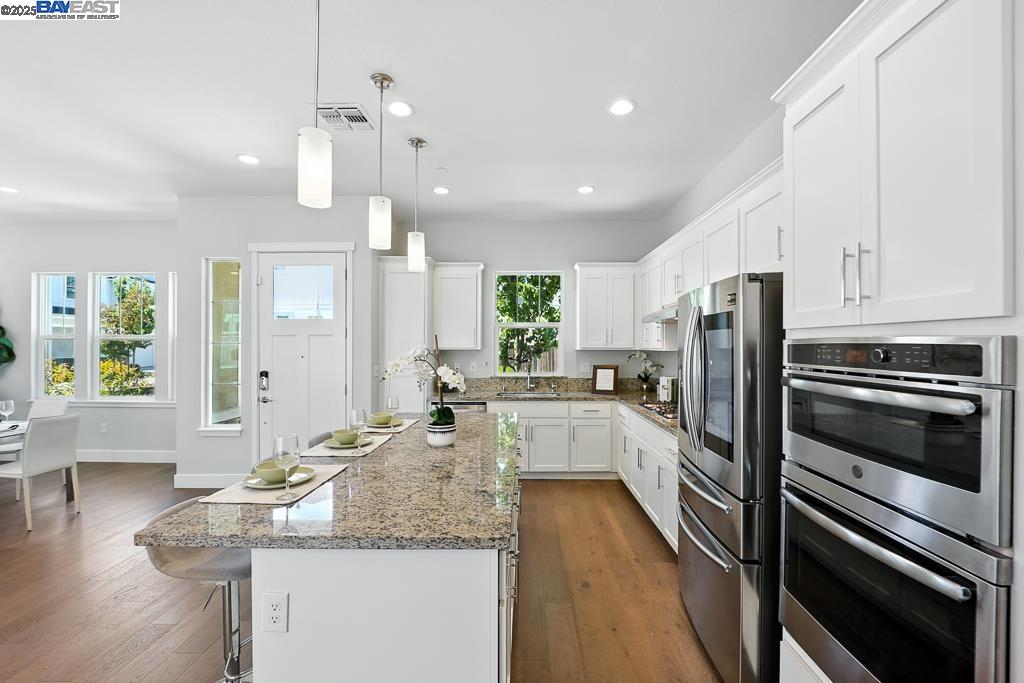 Detail Gallery Image 21 of 59 For 8360 Marine Way, Newark,  CA 94560 - 4 Beds | 2/1 Baths