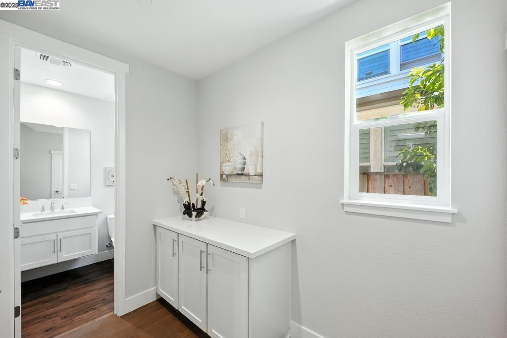 Detail Gallery Image 25 of 59 For 8360 Marine Way, Newark,  CA 94560 - 4 Beds | 2/1 Baths