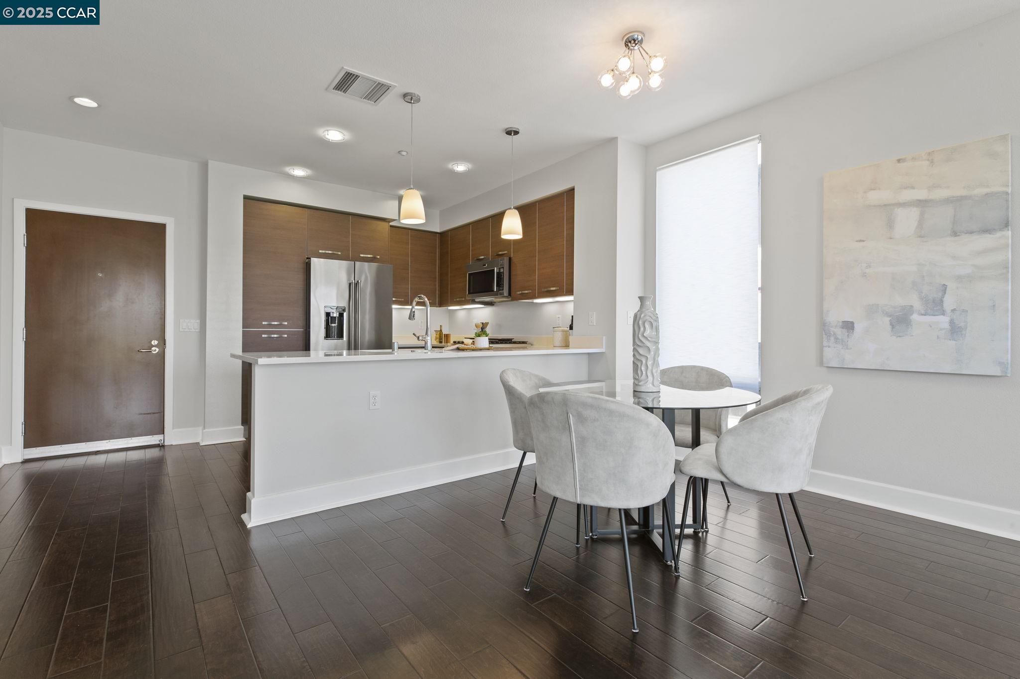 Detail Gallery Image 16 of 52 For 555 Ygnacio Valley Rd #222,  Walnut Creek,  CA 94596 - 2 Beds | 2 Baths